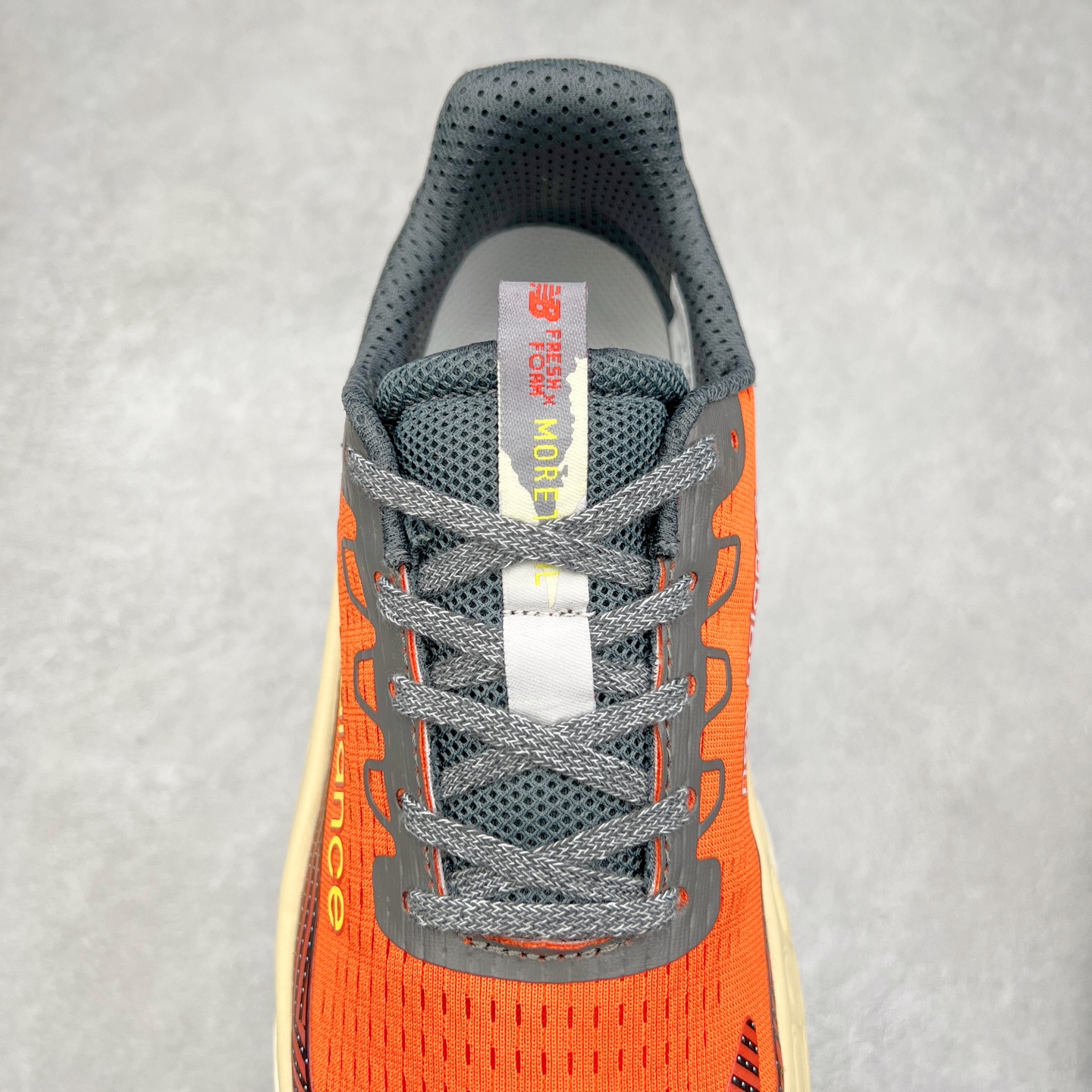 图片[5]-New Balance Fresh Foam X Trail More v3 新百伦NB莫尔V3系列低帮轻量化厚底户外越野休闲运动慢跑鞋 MTMORNGR 无论是越野训练跑还是享受自然美景 New Balance Fresh Foam X Trail More v3 都能确保双脚凉爽舒适 获得缓震支撑 这款越野跑鞋採用透气的合成/网眼鞋面 加上双层 Fresh Foam X 中底实现绝佳舒适著感 搭载鞋头防护科技与 All Terrain 系列最厚鞋底 可防止碎石跑入鞋内 让你尽情探索不受限 尺码：36 37 37.5 38 38.5 39.5 40 40.5 41.5 42 42.5 43 44 44.5 45-选品中心