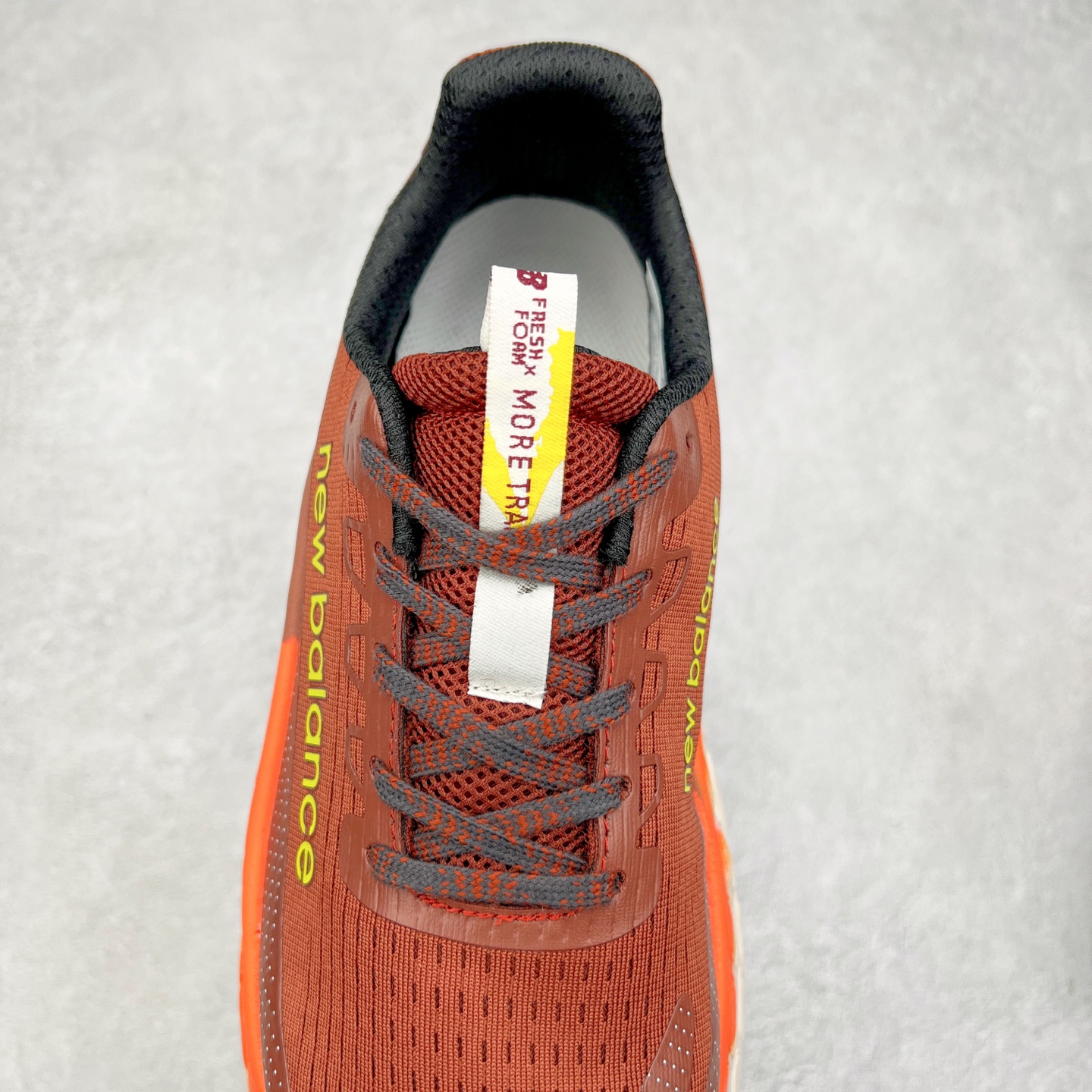 图片[5]-New Balance Fresh Foam X Trail More v3 新百伦NB莫尔V3系列低帮轻量化厚底户外越野休闲运动慢跑鞋 MTMORNGR 无论是越野训练跑还是享受自然美景 New Balance Fresh Foam X Trail More v3 都能确保双脚凉爽舒适 获得缓震支撑 这款越野跑鞋採用透气的合成/网眼鞋面 加上双层 Fresh Foam X 中底实现绝佳舒适著感 搭载鞋头防护科技与 All Terrain 系列最厚鞋底 可防止碎石跑入鞋内 让你尽情探索不受限 尺码：36 37 37.5 38 38.5 39.5 40 40.5 41.5 42 42.5 43 44 44.5 45-选品中心