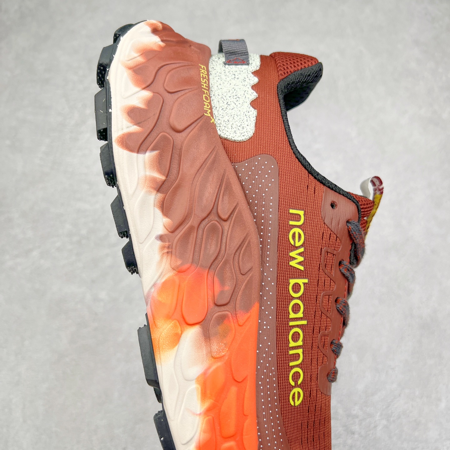 图片[6]-New Balance Fresh Foam X Trail More v3 新百伦NB莫尔V3系列低帮轻量化厚底户外越野休闲运动慢跑鞋 MTMORNGR 无论是越野训练跑还是享受自然美景 New Balance Fresh Foam X Trail More v3 都能确保双脚凉爽舒适 获得缓震支撑 这款越野跑鞋採用透气的合成/网眼鞋面 加上双层 Fresh Foam X 中底实现绝佳舒适著感 搭载鞋头防护科技与 All Terrain 系列最厚鞋底 可防止碎石跑入鞋内 让你尽情探索不受限 尺码：36 37 37.5 38 38.5 39.5 40 40.5 41.5 42 42.5 43 44 44.5 45-选品中心