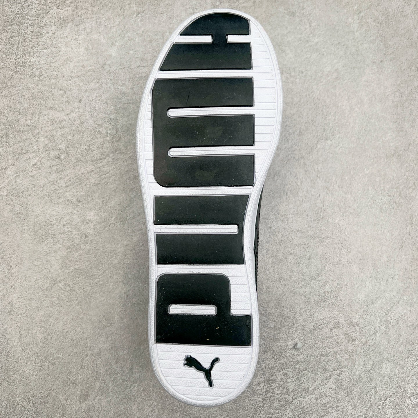 图片[9]-PUMA Skye 彪马皮革街头风防滑低帮板鞋 实拍调校N版已经零色差零失真 百分百还原实物色彩所见即所得 不存在货不对板色差等低级问题 选购参考实物拍摄 不混卖不参货 只用心做好货严格选品 承诺混一赔十 尺码：36 36.5 37.5 38 38.5 39 40 40.5 41 42 42.5 43 44 44.5 45-选品中心