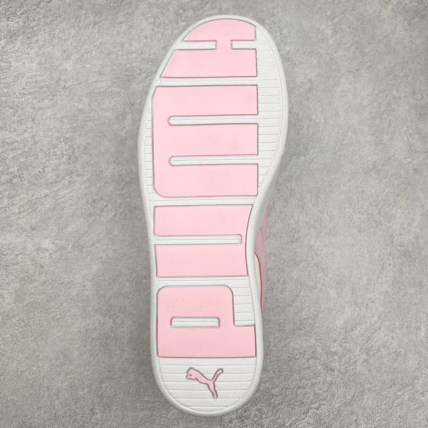 图片[9]-PUMA Skye 彪马皮革街头风防滑低帮板鞋 实拍调校N版已经零色差零失真 百分百还原实物色彩所见即所得 不存在货不对板色差等低级问题 选购参考实物拍摄 不混卖不参货 只用心做好货严格选品 承诺混一赔十 尺码：36 36.5 37.5 38 38.5 39 40 40.5 41 42 42.5 43 44 44.5 45-选品中心