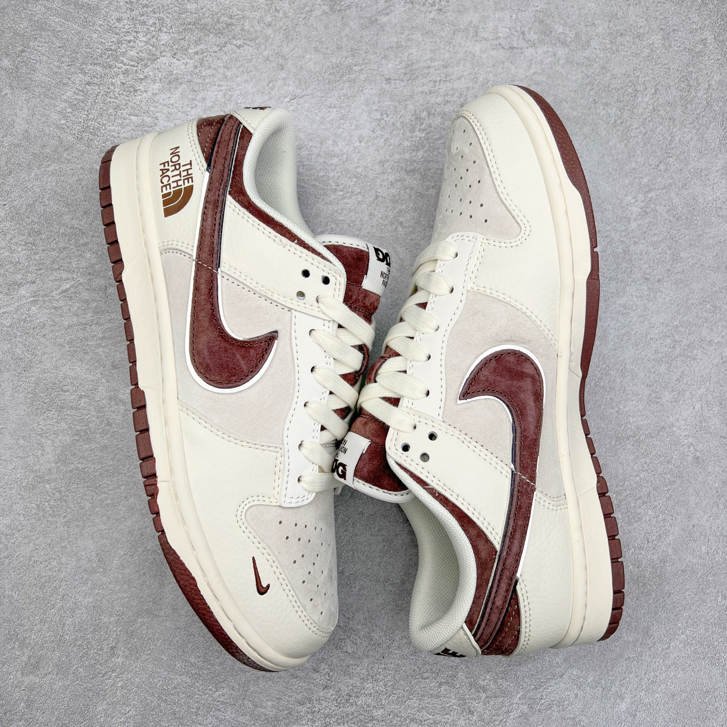 图片[3]-NK Dunk Low 定制配色 DQ1098-515 大厂出品 极力推荐 原装头层材料 独家版型蒸餾加工帶來的是更好的视觉和脚感体验大厂纯原品质出货 清洁度 电绣工艺 皮料切割干净无任何毛边 细节完美 实拍调校N版已经零色差零失真 百分百还原实物色彩所见即所得 不存在货不对板色差等低级问题 选购参考实物拍摄 不混卖不参货 只用心做好货严格选品 承诺混一赔十 尺码：36 36.5 37.5 38 38.5 39 40 40.5 41 42 42.5 43 44 44.5 45-选品中心