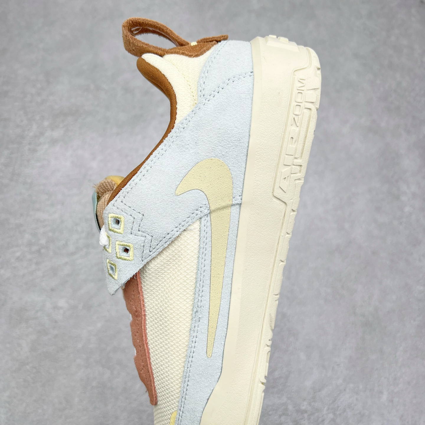 图片[7]-NK SB Day One 低帮休闲板鞋 HQ3475-121 鞋款搭载Air Zoom缓震气垫，采用包边结构工艺轻盈柔韧，缔造非凡触板感。织物材料，舒适出众 翻毛皮覆面经久耐穿，塑就挚爱踢板体验。尺码：35.5 36 36.5 37.5 38 38.5 39 40 40.5 41 42 42.5 43 44 44.5 45-选品中心