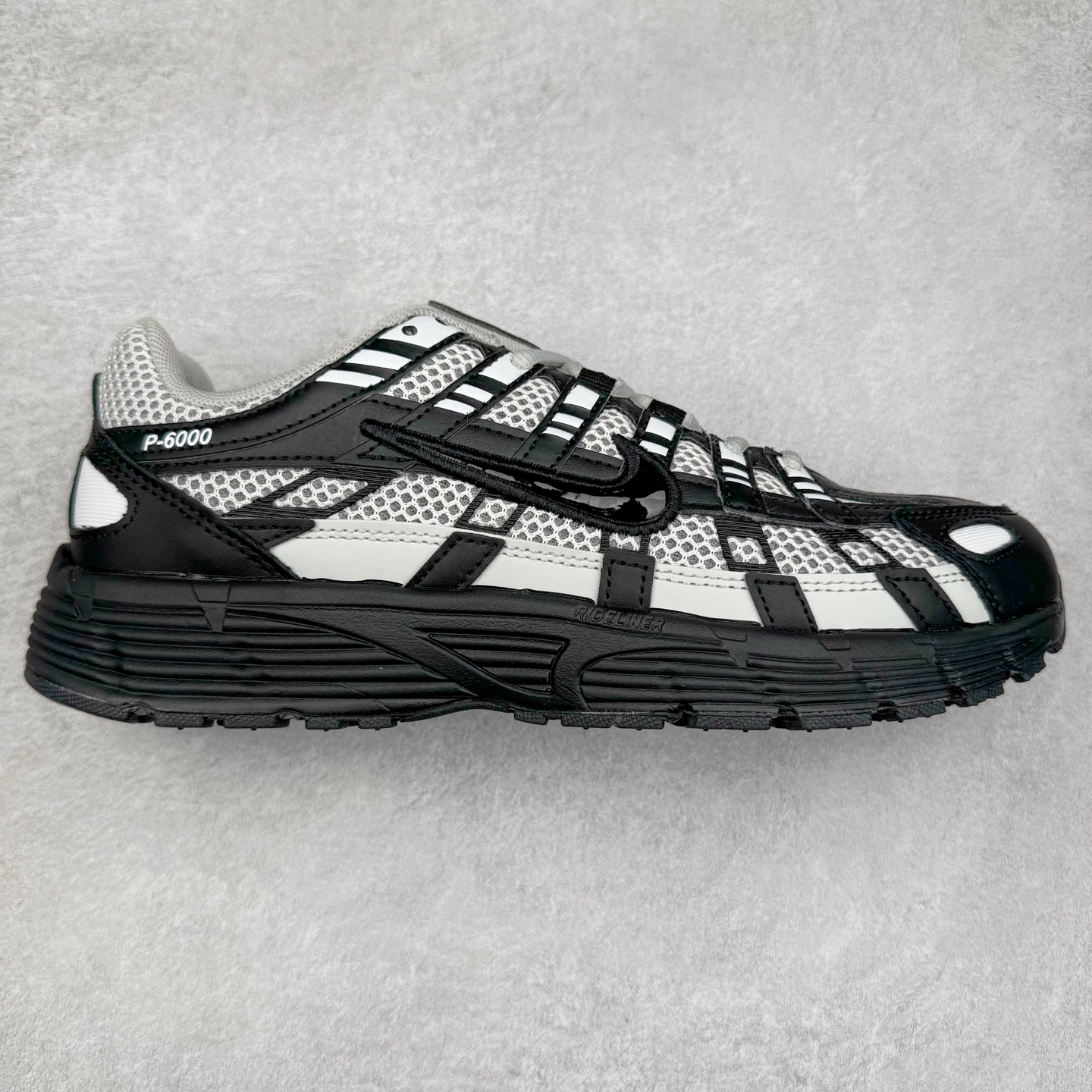 NK P-6000 系列低帮复古老爹风休闲运动舒适慢跑鞋 融合 Pegasus 过往运动鞋设计 助力 21 世纪早期跑步运动跃升时尚新高度 采用透气网眼布、运动风格线条和耐穿覆面 兼具吸睛外观和舒适感受 中底泡绵以田径赛道为灵感 打造厚实设计 缔造出众缓震性能 尺码:36 36.5 37.5 38 38.5 39 40 40.5 41 42 42.5 43 44 44.5 45-选品中心