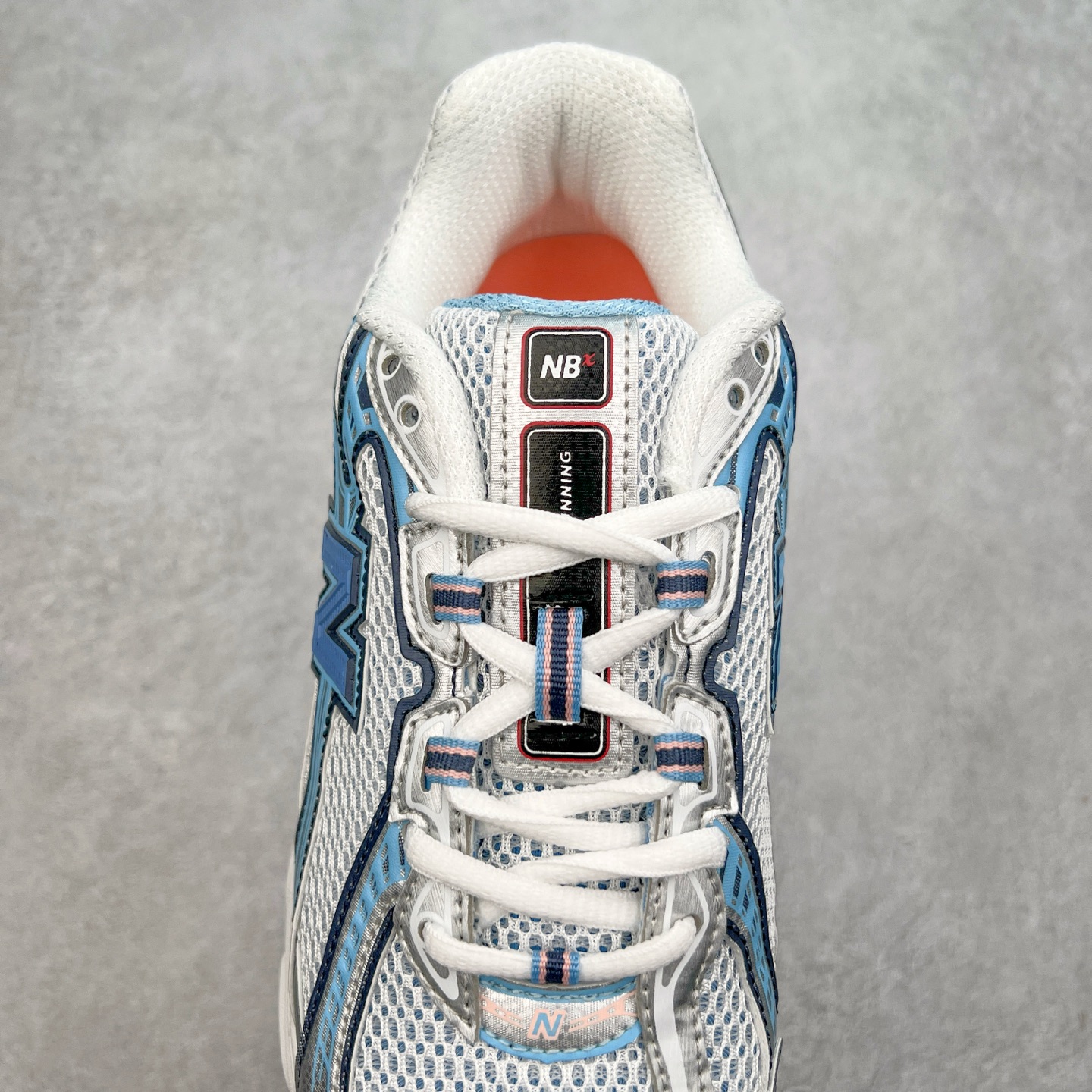 图片[5]-New Balance MR740 NB新百伦系列复古老爹风休闲运动慢跑鞋 采用轻质牛剖革拼接透气网眼衬垫织物鞋面材质 T-Beam大底提供足步弓支撑 保持步态稳定#后跟搭载外露缓震胶 鞋身整体以各种深浅不一的灰色覆盖 鞋头以淡蓝色调装饰，网眼衬垫通过不规律的色块实现做旧的美感 泛黄的鞋底更是进一步增添了复古气息 尺码：36 37 37.5 38 38.5 39.5 40 40.5 41.5 42 42.5 43 44 44.5 45-选品中心