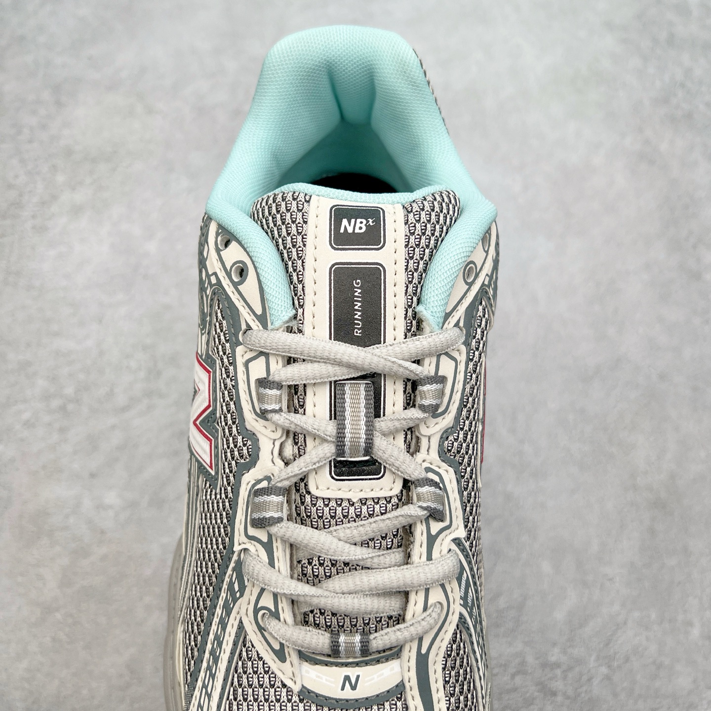 图片[5]-New Balance MR740 NB新百伦系列复古老爹风休闲运动慢跑鞋 采用轻质牛剖革拼接透气网眼衬垫织物鞋面材质 T-Beam大底提供足步弓支撑 保持步态稳定#后跟搭载外露缓震胶 鞋身整体以各种深浅不一的灰色覆盖 鞋头以淡蓝色调装饰，网眼衬垫通过不规律的色块实现做旧的美感 泛黄的鞋底更是进一步增添了复古气息 尺码：36 37 37.5 38 38.5 39.5 40 40.5 41.5 42 42.5 43 44 44.5 45-选品中心