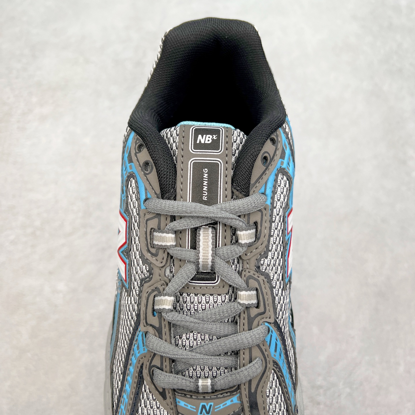 图片[5]-New Balance MR740 NB新百伦系列复古老爹风休闲运动慢跑鞋 采用轻质牛剖革拼接透气网眼衬垫织物鞋面材质 T-Beam大底提供足步弓支撑 保持步态稳定#后跟搭载外露缓震胶 鞋身整体以各种深浅不一的灰色覆盖 鞋头以淡蓝色调装饰，网眼衬垫通过不规律的色块实现做旧的美感 泛黄的鞋底更是进一步增添了复古气息 尺码：36 37 37.5 38 38.5 39.5 40 40.5 41.5 42 42.5 43 44 44.5 45-选品中心