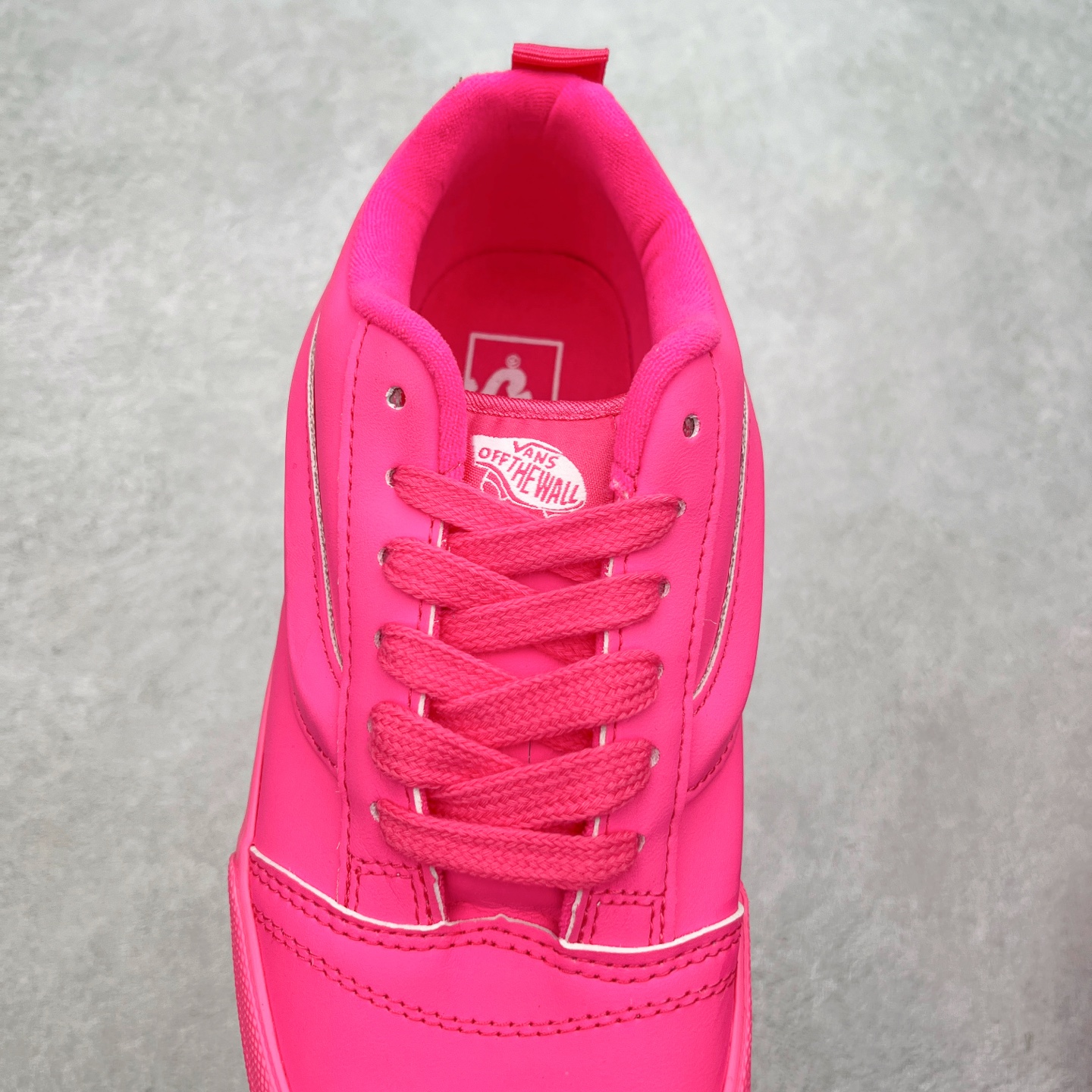 图片[5]-Vans Knu Skool 全皮火龙果 范斯官方 复古休闲胖胖面包鞋 肥胖版大LOGO全皮面料 尺码：35 36 36.5 37 38 38.5 39 40 40.5 41 42 42.5 43 44 45 工艺：硫化1：1（重量1：1、真标、原钢印、材质标、鞋型标、合格证）-选品中心