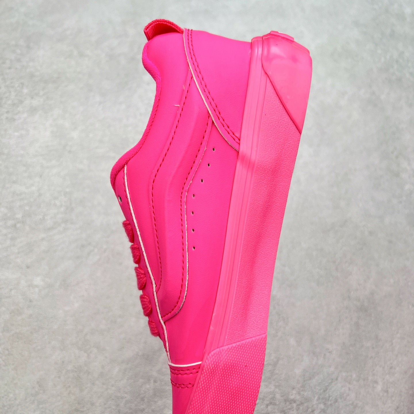 图片[7]-Vans Knu Skool 全皮火龙果 范斯官方 复古休闲胖胖面包鞋 肥胖版大LOGO全皮面料 尺码：35 36 36.5 37 38 38.5 39 40 40.5 41 42 42.5 43 44 45 工艺：硫化1：1（重量1：1、真标、原钢印、材质标、鞋型标、合格证）-选品中心