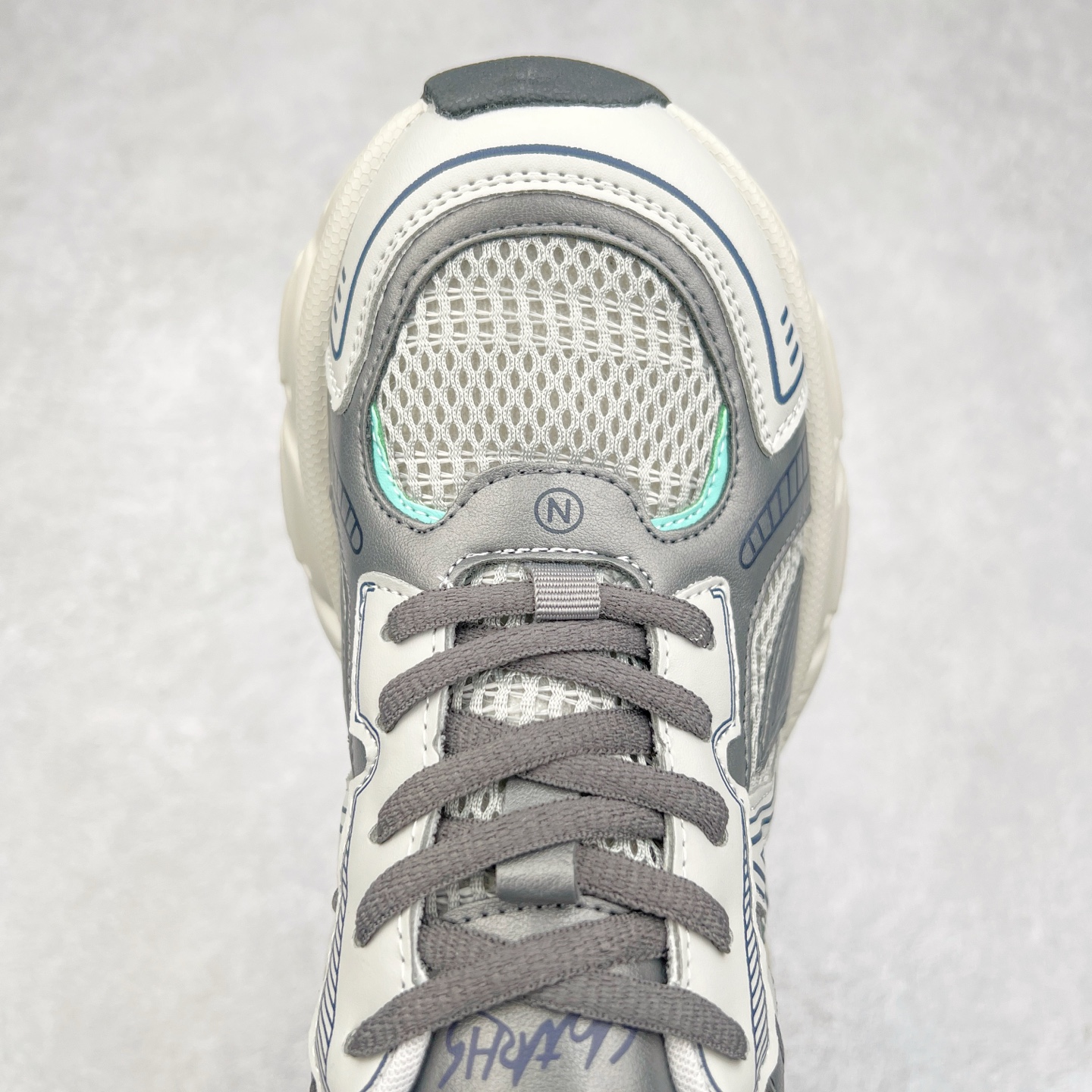 图片[4]-GG-CC Chunky Low 休闲运动老爹鞋 #广东大厂出品 完美细节 25ss早春新款 大长腿 时髦look轻松定格 不费力展现率性氛围 酷帅机能风不规则设计大底 GGcc杏银红色拼色造型设计 轻便舒适百搭 不管怎么搭都敲好看~尺码：35 36 37 38 39 40-选品中心