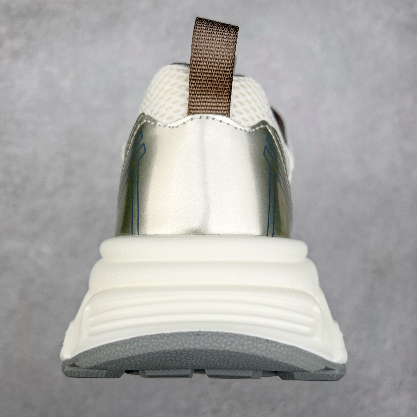 图片[8]-GG-CC Chunky Low 休闲运动老爹鞋 #广东大厂出品 完美细节 25ss早春新款 大长腿 时髦look轻松定格 不费力展现率性氛围 酷帅机能风不规则设计大底 GGcc杏银红色拼色造型设计 轻便舒适百搭 不管怎么搭都敲好看~尺码：35 36 37 38 39 40-选品中心