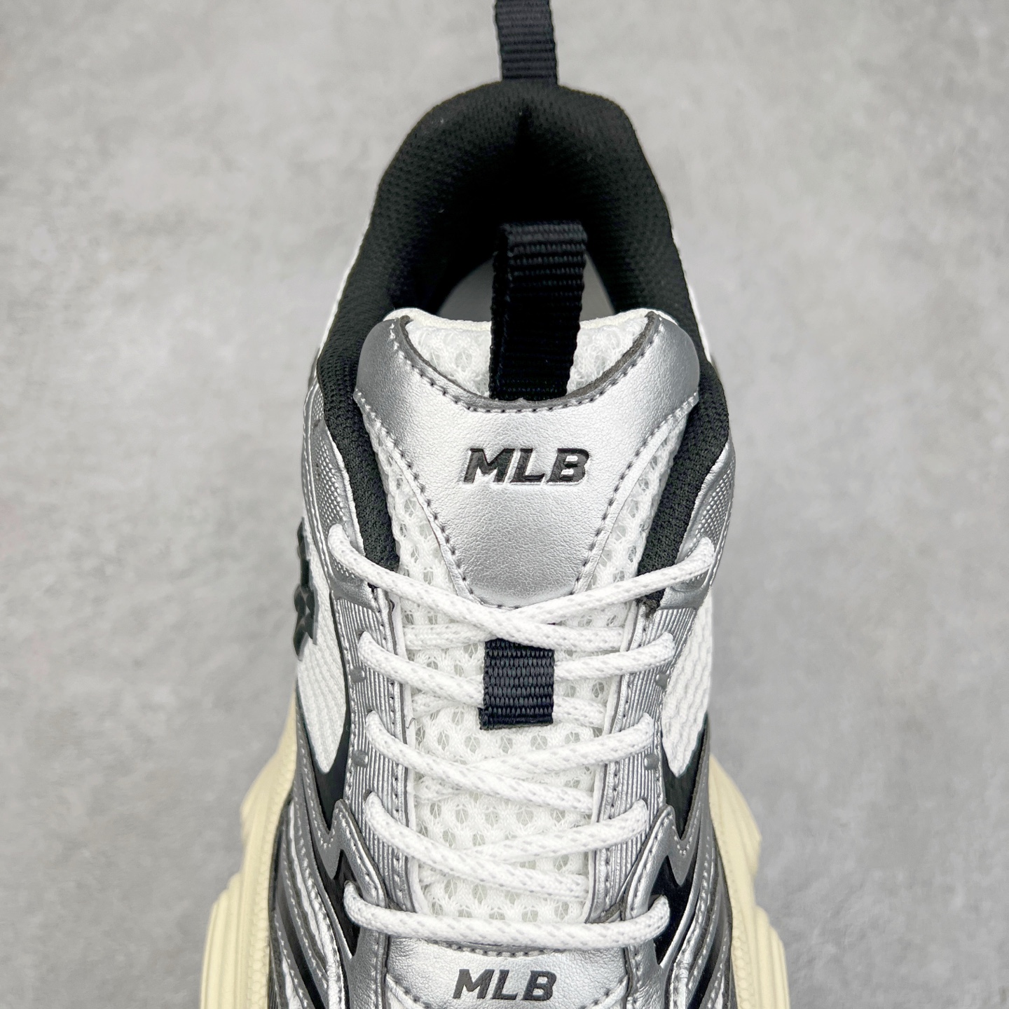 图片[5]-MLB WINNER CHUNKY 纽约洋基队合成革潮流时尚舒适休闲运动风厚底增高 防滑耐磨 低帮 老爹鞋 男女同款 黑色 实拍调校N版已经零色差零失真 百分百还原实物色彩所见即所得 不存在货不对板色差等低级问题 选购参考实物拍摄 不混卖不参货 只用心做好货严格选品 承诺混一赔十 尺码：36 36.5 37.5 38 38.5 39 40 40.5 41 42 42.5 43 44 44.5 45-选品中心