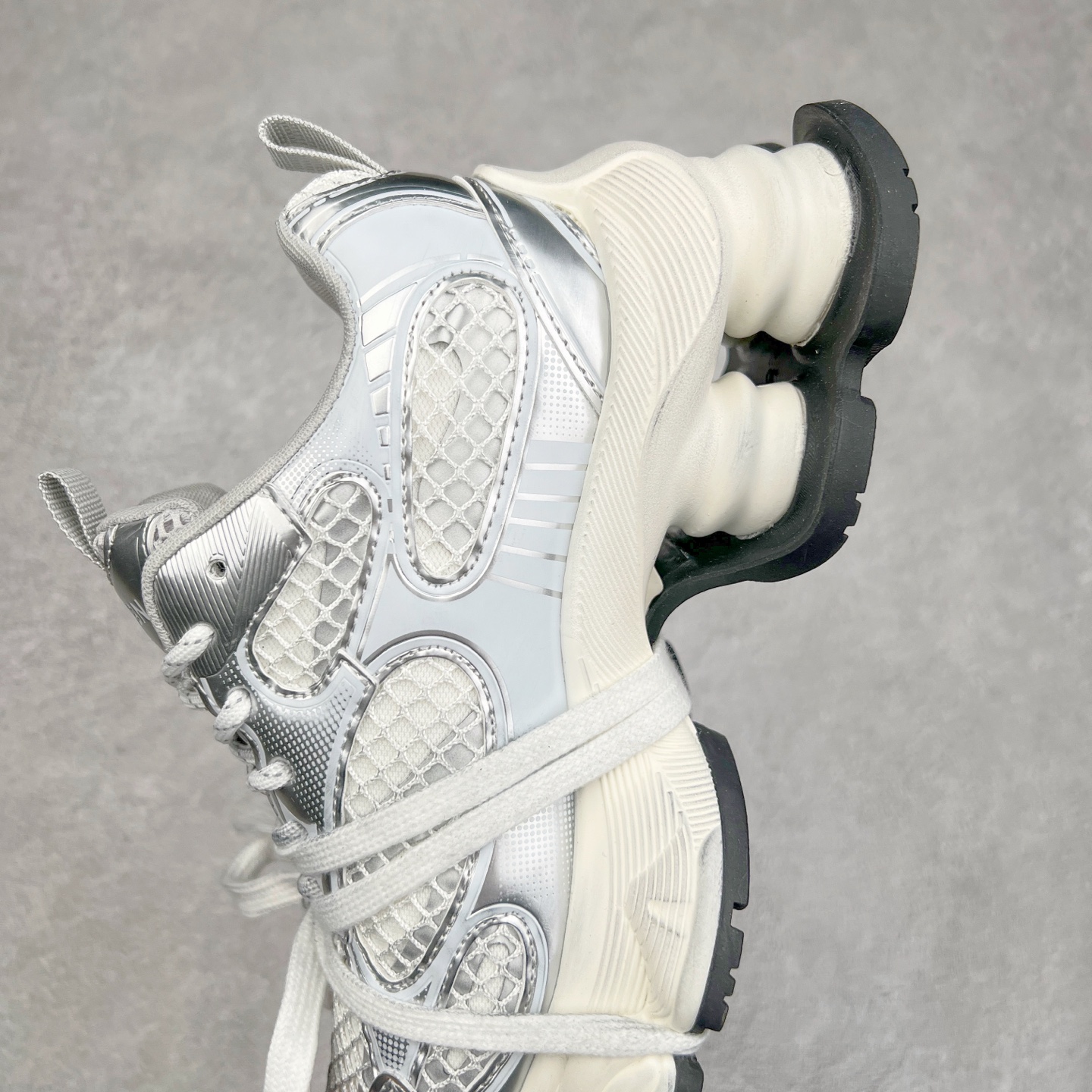 图片[7]-GG-CC Chunky Low 休闲运动老爹鞋 #广东大厂出品 完美细节 25ss早春新款 大长腿 时髦look轻松定格 不费力展现率性氛围 酷帅机能风不规则设计大底 GGcc杏银红色拼色造型设计 轻便舒适百搭 不管怎么搭都敲好看~尺码：35 36 37 38 39 40-选品中心