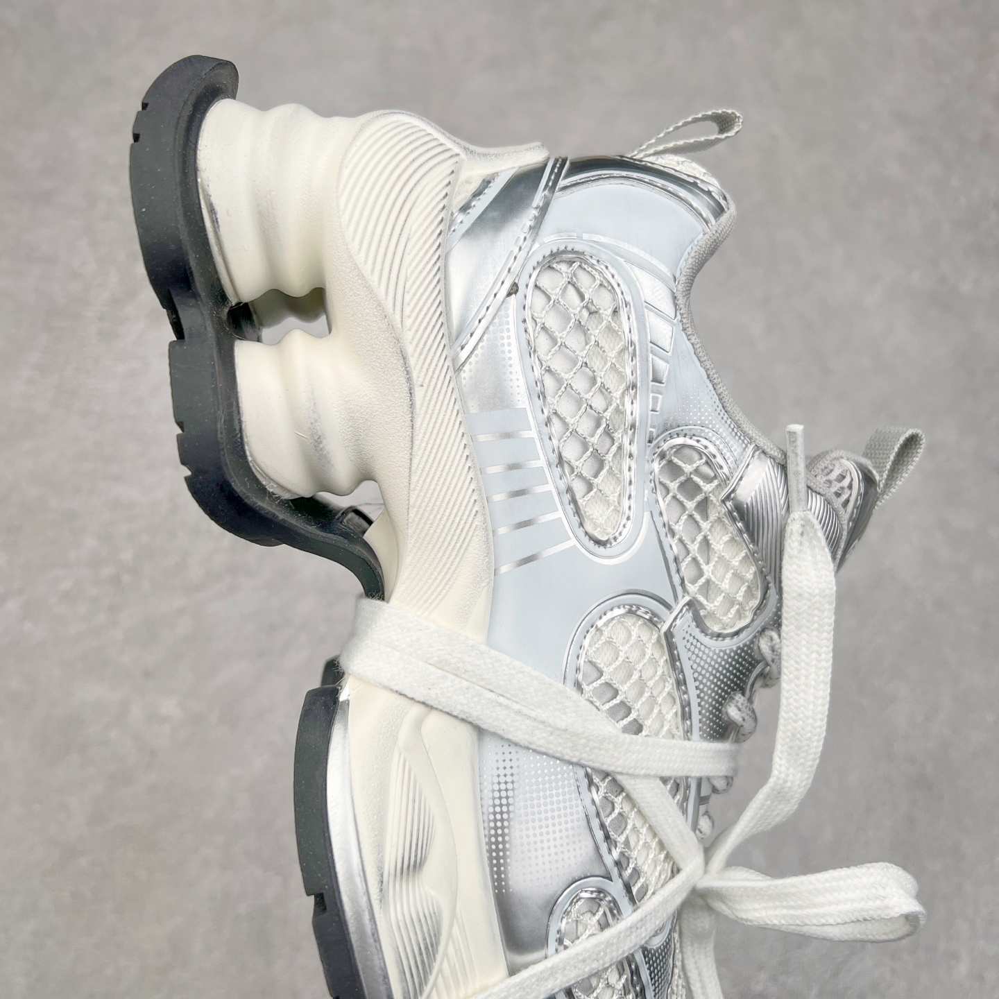 图片[6]-GG-CC Chunky Low 休闲运动老爹鞋 #广东大厂出品 完美细节 25ss早春新款 大长腿 时髦look轻松定格 不费力展现率性氛围 酷帅机能风不规则设计大底 GGcc杏银红色拼色造型设计 轻便舒适百搭 不管怎么搭都敲好看~尺码：35 36 37 38 39 40-选品中心