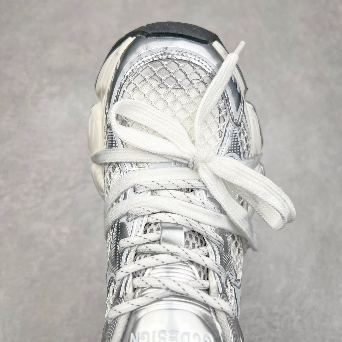 图片[4]-GG-CC Chunky Low 休闲运动老爹鞋 #广东大厂出品 完美细节 25ss早春新款 大长腿 时髦look轻松定格 不费力展现率性氛围 酷帅机能风不规则设计大底 GGcc杏银红色拼色造型设计 轻便舒适百搭 不管怎么搭都敲好看~尺码：35 36 37 38 39 40-选品中心