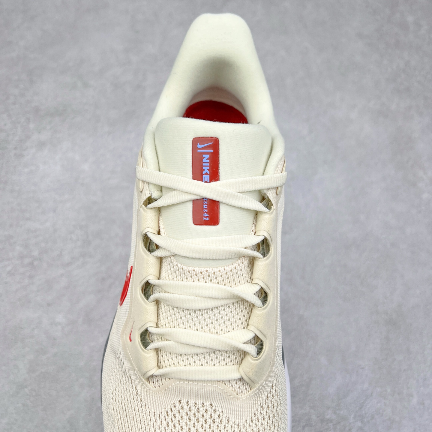 图片[5]-＃特价福利 NK Zoom Pegasus 飞马41代马拉松系列网面透气缓震疾速跑鞋 拥有 Zoom Air 一如既往的稳定感和流畅感 鞋面采用工程网眼设计 为特定高热区域营造出色透气性 进一步增加鞋面的穿孔数量 让足部能够快速散热 中足搭配 Flywire 飞线 在高速运动时营造舒适稳定的贴合感 内置Zoon气垫加持 动力十足 尺码：36 36.5 37.5 38 38.5 39 40 40.5 41 42 42.5 43 44 44.5 45-选品中心