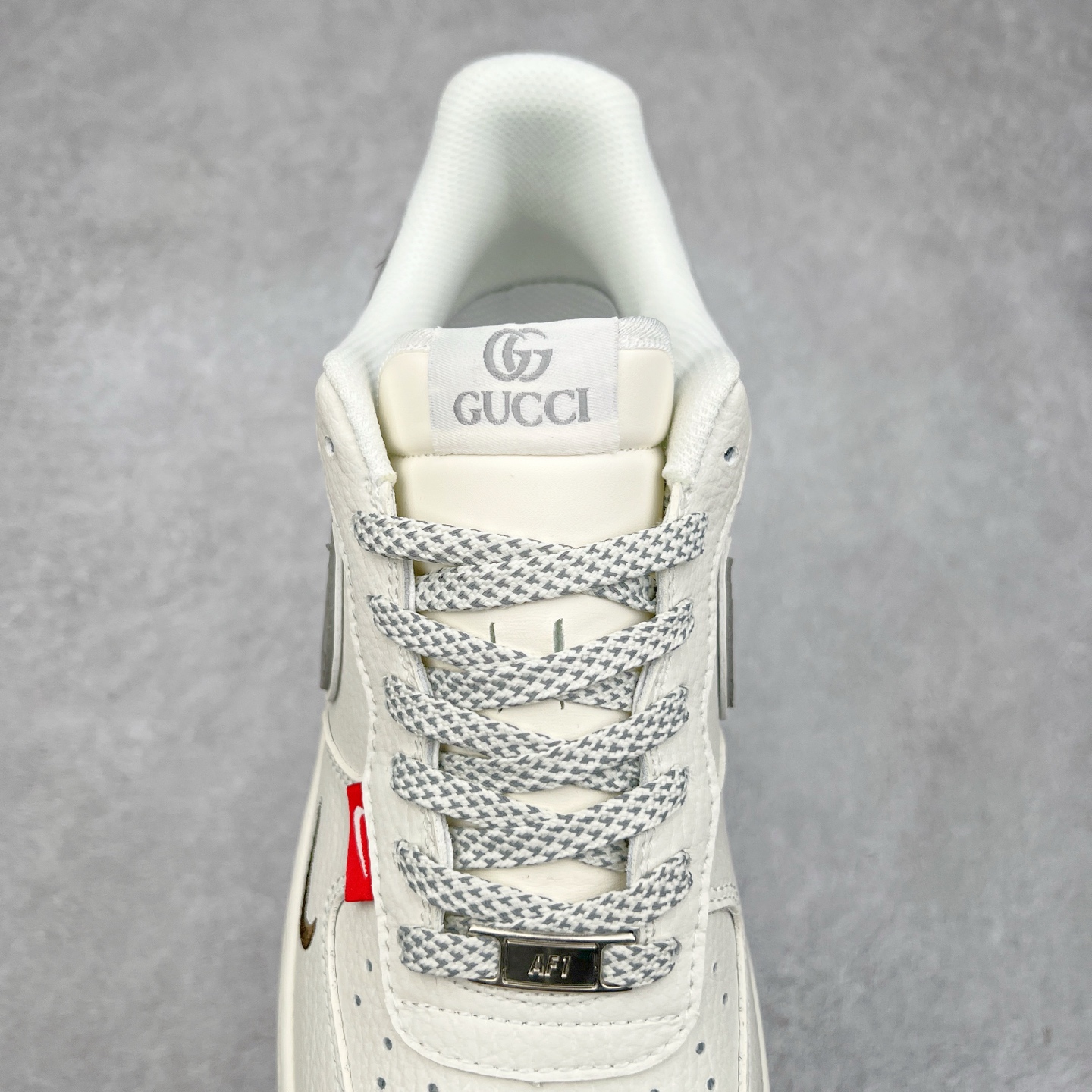 图片[5]-NK Air Force 1´07 Low 空军一号低帮百搭休闲运动板鞋 CS5288-001 柔软、弹性十足的缓震性能和出色的中底设计 横跨复古与现代的外型结合 造就出风靡全球 三十多年的Force 1 直到今天还深受青睐 实拍调校N版已经零色差零失真 百分百还原实物色彩所见即所得 不存在货不对板色差等低级问题 选购参考实物拍摄 不混卖不参货 只用心做好货严格选品 承诺混一赔十 尺码：36 36.5 37.5 38 38.5 39 40 40.5 41 42 42.5 43 44 44.5 45-选品中心