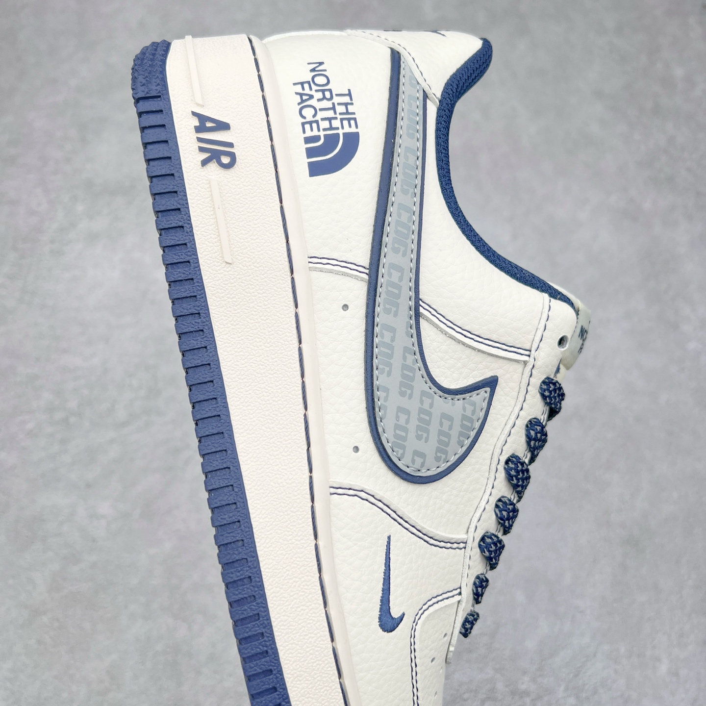 图片[6]-NK Air Force 1´07 Low 空军一号低帮百搭休闲运动板鞋 HH7518-051 柔软、弹性十足的缓震性能和出色的中底设计 横跨复古与现代的外型结合 造就出风靡全球 三十多年的Force 1 直到今天还深受青睐 实拍调校N版已经零色差零失真 百分百还原实物色彩所见即所得 不存在货不对板色差等低级问题 选购参考实物拍摄 不混卖不参货 只用心做好货严格选品 承诺混一赔十 尺码：36 36.5 37.5 38 38.5 39 40 40.5 41 42 42.5 43 44 44.5 45-选品中心