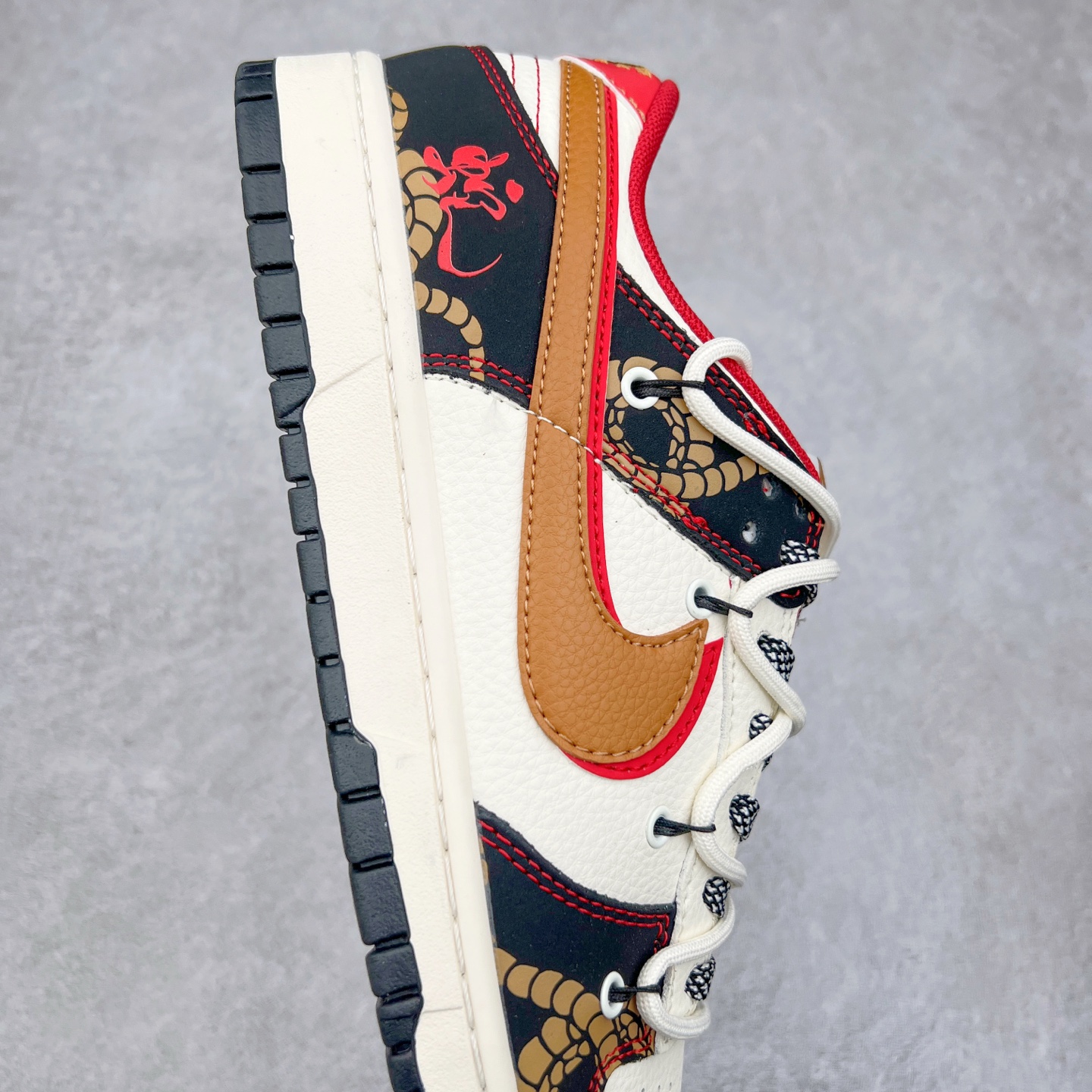 图片[6]-NK Dunk Low 定制配色 SJ2068-312 大厂出品 极力推荐 原装头层材料 独家版型蒸餾加工帶來的是更好的视觉和脚感体验大厂纯原品质出货 清洁度 电绣工艺 皮料切割干净无任何毛边 细节完美 实拍调校N版已经零色差零失真 百分百还原实物色彩所见即所得 不存在货不对板色差等低级问题 选购参考实物拍摄 不混卖不参货 只用心做好货严格选品 承诺混一赔十 尺码：36 36.5 37.5 38 38.5 39 40 40.5 41 42 42.5 43 44 44.5 45-选品中心