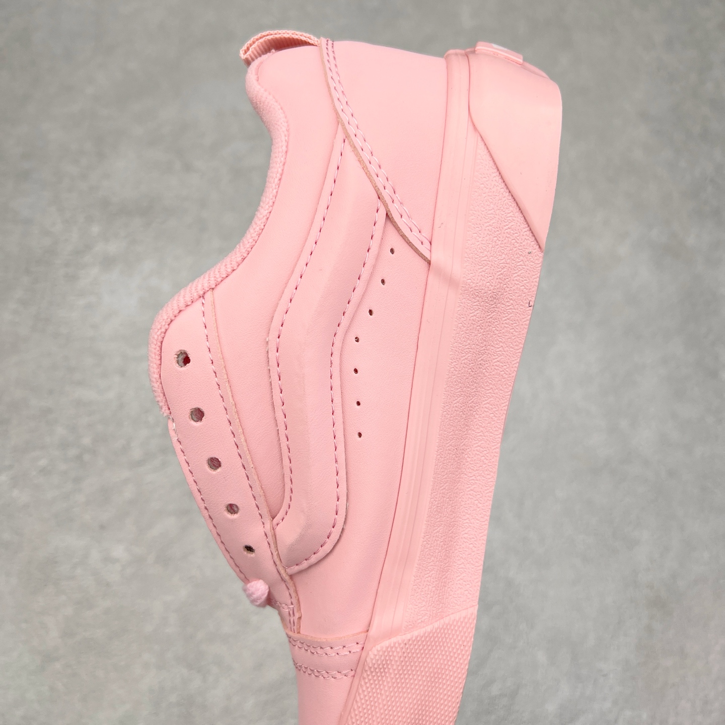 图片[7]-Vans Knu Skool 全皮樱花粉 范斯官方 复古休闲胖胖面包鞋 肥胖版大LOGO全皮面料 尺码：35 36 36.5 37 38 38.5 39 40 40.5 41 42 42.5 43 44-选品中心