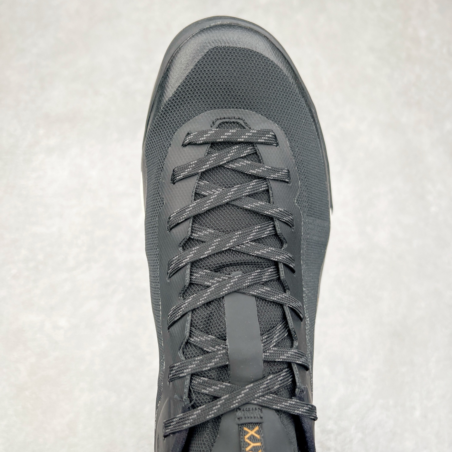 图片[4]-＃TZD特供 Arcteryx Konseal Lt 始祖鸟系列长距离越野登山徒步户外防水多功能运动跑鞋 台州原厂独家原底面配置 全套原厂生产指令加持 原厂特供Vibram外底 防水弹力尼龙布 外层热压TPU鞋面 随意纵横 内外盒标包装纸鞋带配件均同步公司 完美拉帮中底带钢印 仅服务市场百分之五高端客户 公司一样的东西 放心开冲 外贸 零售 裸鞋 渠道货 随意操作 承诺半个月内开胶直接换新 尺码同步官方：39.5 40 40.5 41 42 42.5 43 44 44.5 45-选品中心