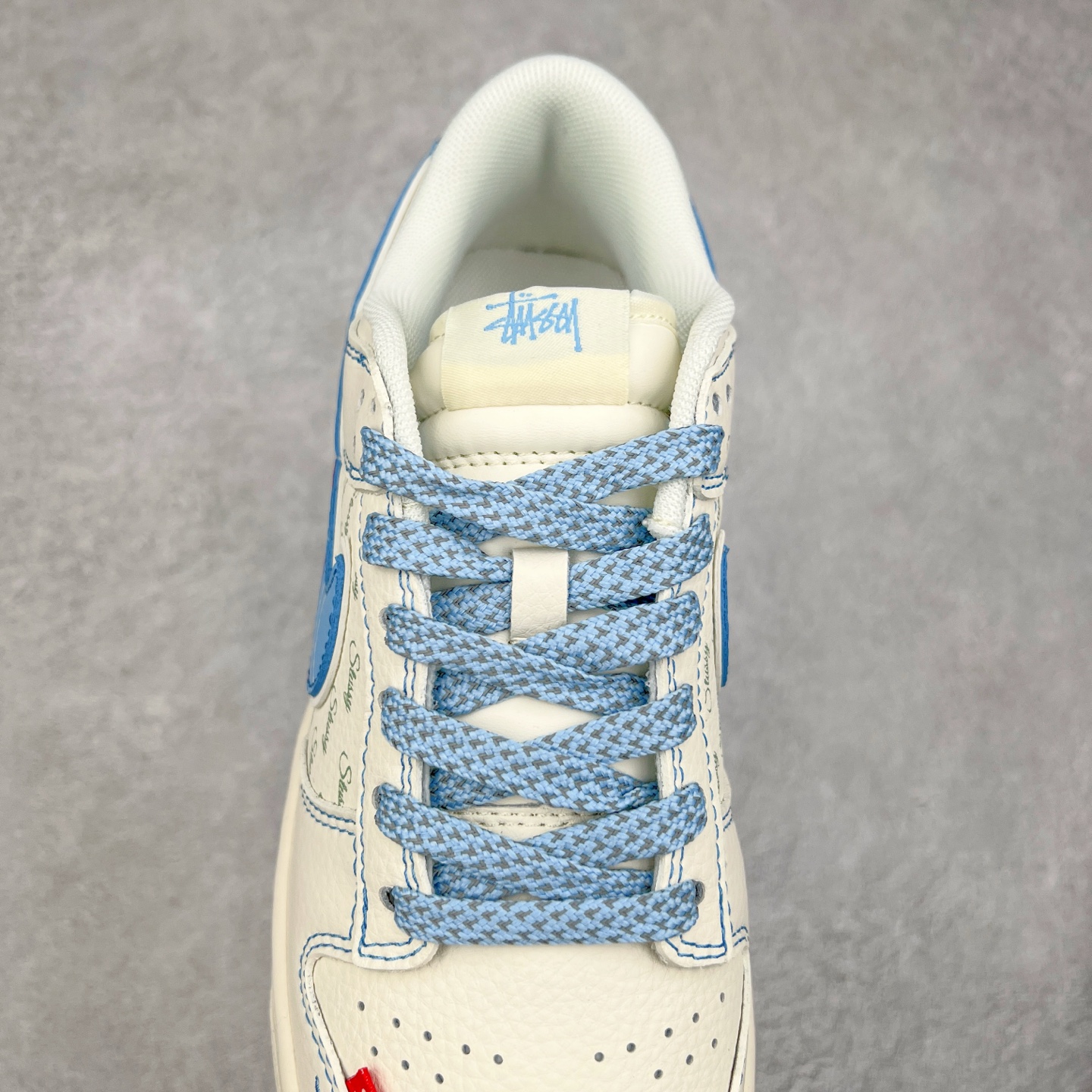 图片[5]-NK Dunk Low 定制配色 XS6089-534 大厂出品 极力推荐 原装头层材料 独家版型蒸餾加工帶來的是更好的视觉和脚感体验大厂纯原品质出货 清洁度 电绣工艺 皮料切割干净无任何毛边 细节完美 实拍调校N版已经零色差零失真 百分百还原实物色彩所见即所得 不存在货不对板色差等低级问题 选购参考实物拍摄 不混卖不参货 只用心做好货严格选品 承诺混一赔十 尺码：36 36.5 37.5 38 38.5 39 40 40.5 41 42 42.5 43 44 44.5 45-选品中心