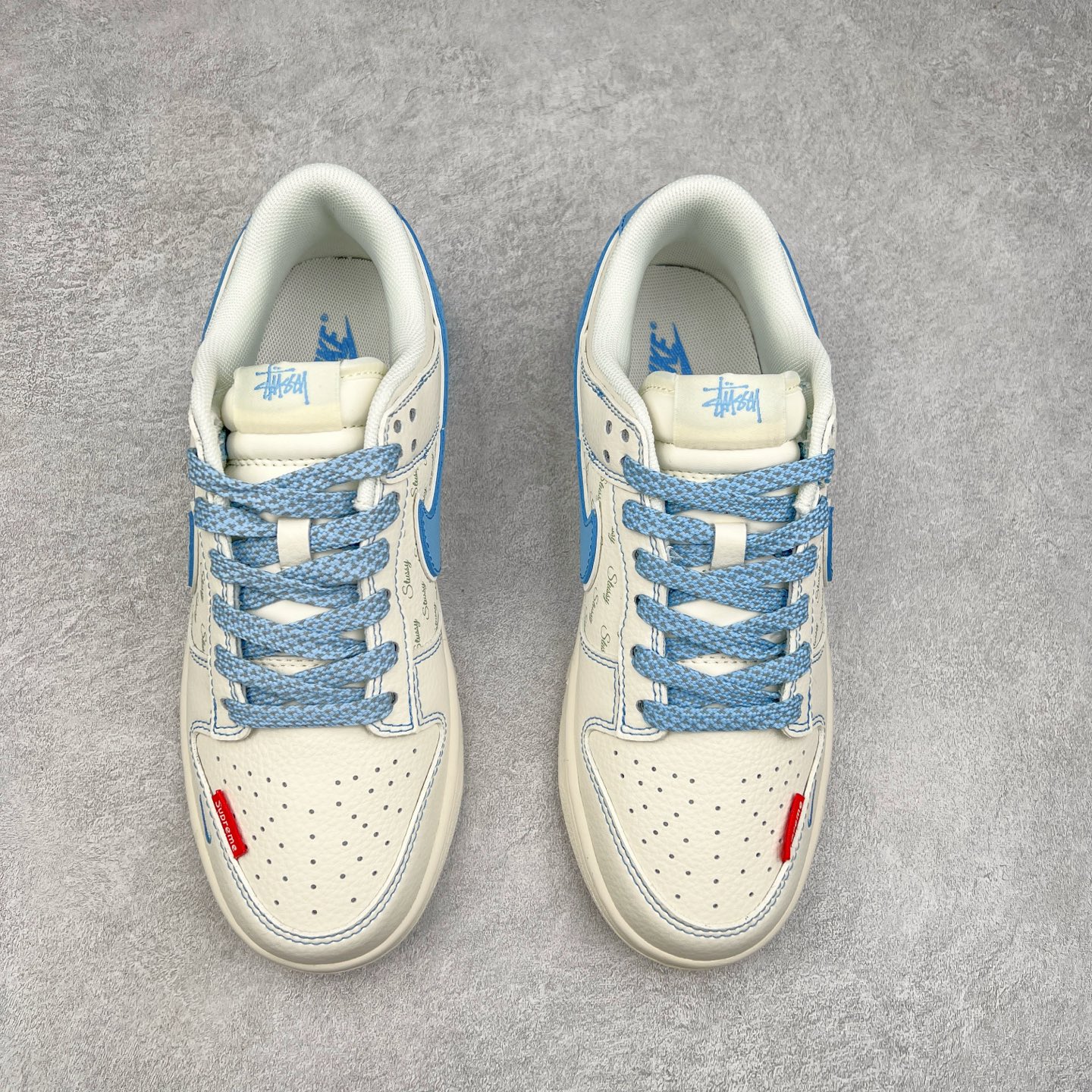 图片[2]-NK Dunk Low 定制配色 XS6089-534 大厂出品 极力推荐 原装头层材料 独家版型蒸餾加工帶來的是更好的视觉和脚感体验大厂纯原品质出货 清洁度 电绣工艺 皮料切割干净无任何毛边 细节完美 实拍调校N版已经零色差零失真 百分百还原实物色彩所见即所得 不存在货不对板色差等低级问题 选购参考实物拍摄 不混卖不参货 只用心做好货严格选品 承诺混一赔十 尺码：36 36.5 37.5 38 38.5 39 40 40.5 41 42 42.5 43 44 44.5 45-选品中心