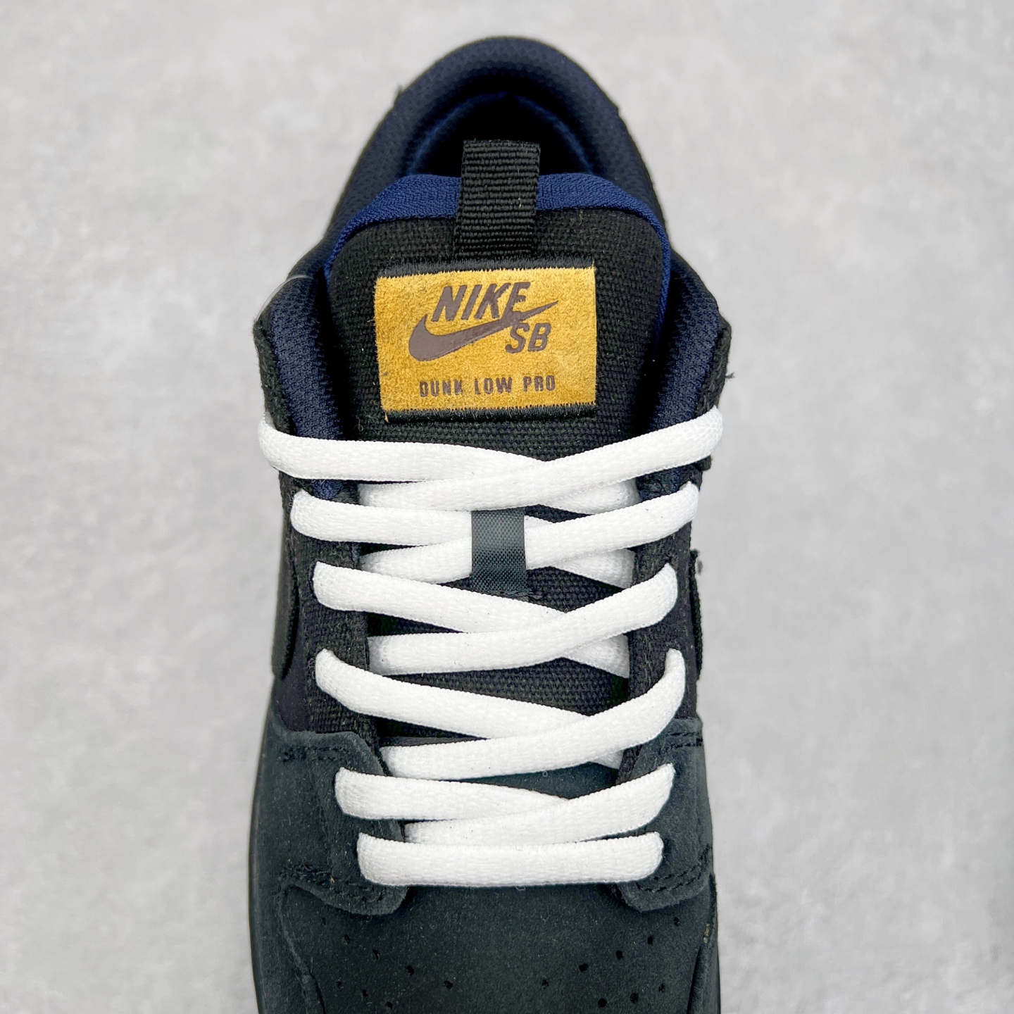 图片[5]-＃F版 NK SB Dunk Low DX6775-400 性价比王者 极限压缩利润空间 超乎所想的高性价比 用料绝不含糊 原盒原配 正确耐磨橡胶大底 超高清洁度 全鞋零毛边皮料切割 全套原楦原模倾力打造完美版型 尺码：36 36.5 37.5 38 38.5 39 40 40.5 41 42 42.5 43 44 44.5 45 46 47.5-选品中心