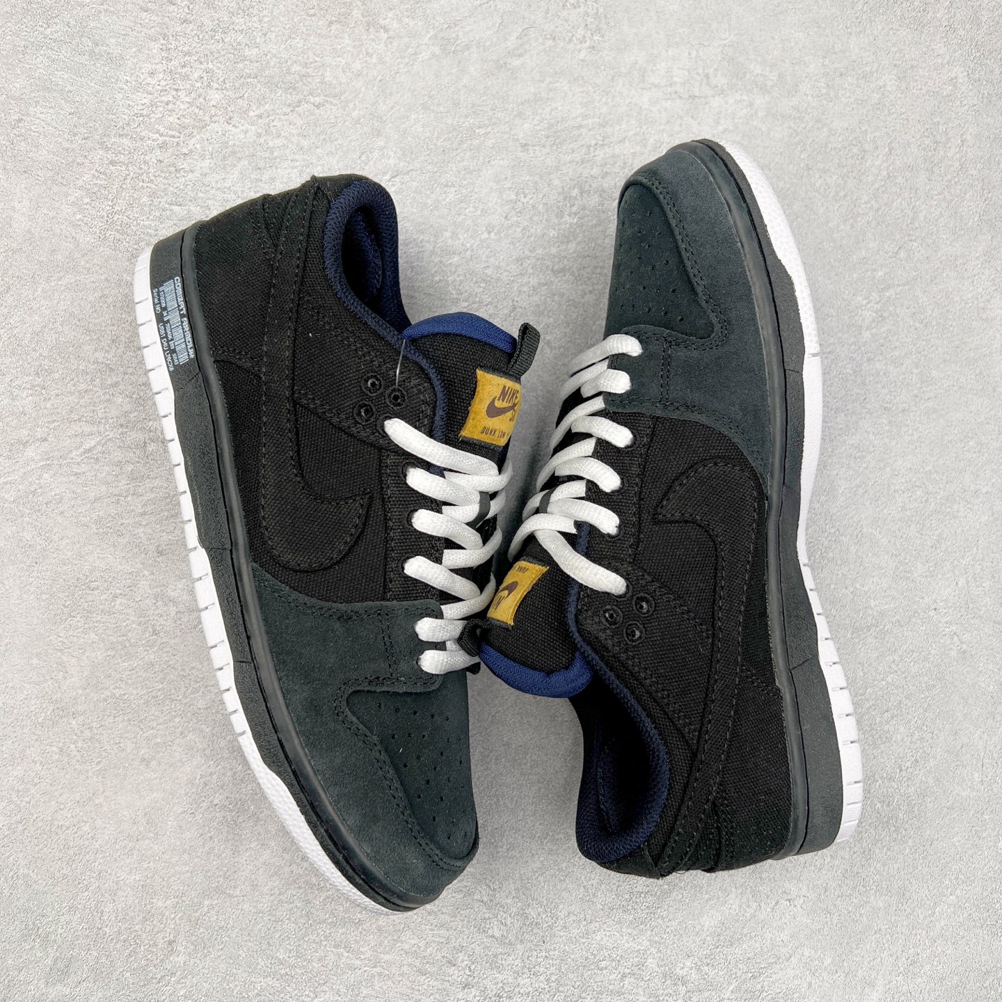 图片[3]-＃F版 NK SB Dunk Low DX6775-400 性价比王者 极限压缩利润空间 超乎所想的高性价比 用料绝不含糊 原盒原配 正确耐磨橡胶大底 超高清洁度 全鞋零毛边皮料切割 全套原楦原模倾力打造完美版型 尺码：36 36.5 37.5 38 38.5 39 40 40.5 41 42 42.5 43 44 44.5 45 46 47.5-选品中心