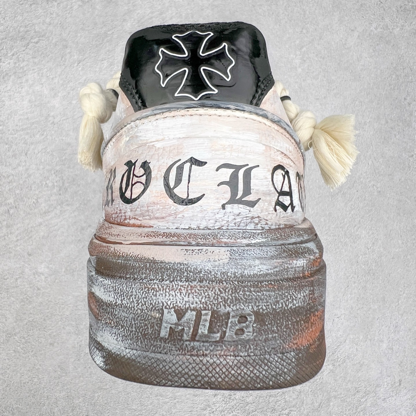 图片[8]-MLB Chunky Liner Basic 复古印花学长鞋系列低帮轻量增高厚底百搭休闲运动慢跑鞋板鞋 定制配色 Korea韩国联名NY美国榄球纽约洋基队限定 韩国代购专供 全套原楦原纸板原厂数据开发 正确中底拉帮中底网布细节 平台代购专供 左脚内置芯片 韩国代购吊牌标贴 独家一比一RB+MD组合大底 高频后跟小人Logo精准对位立体饱满 正确网布加超迁鞋面 转印中底走线紧密 转印Logo工艺表层防刮不掉色 尺码：35 36 36.5 37.5 38 38.5 39 40 40.5 41 42 42.5 43 44 45-选品中心