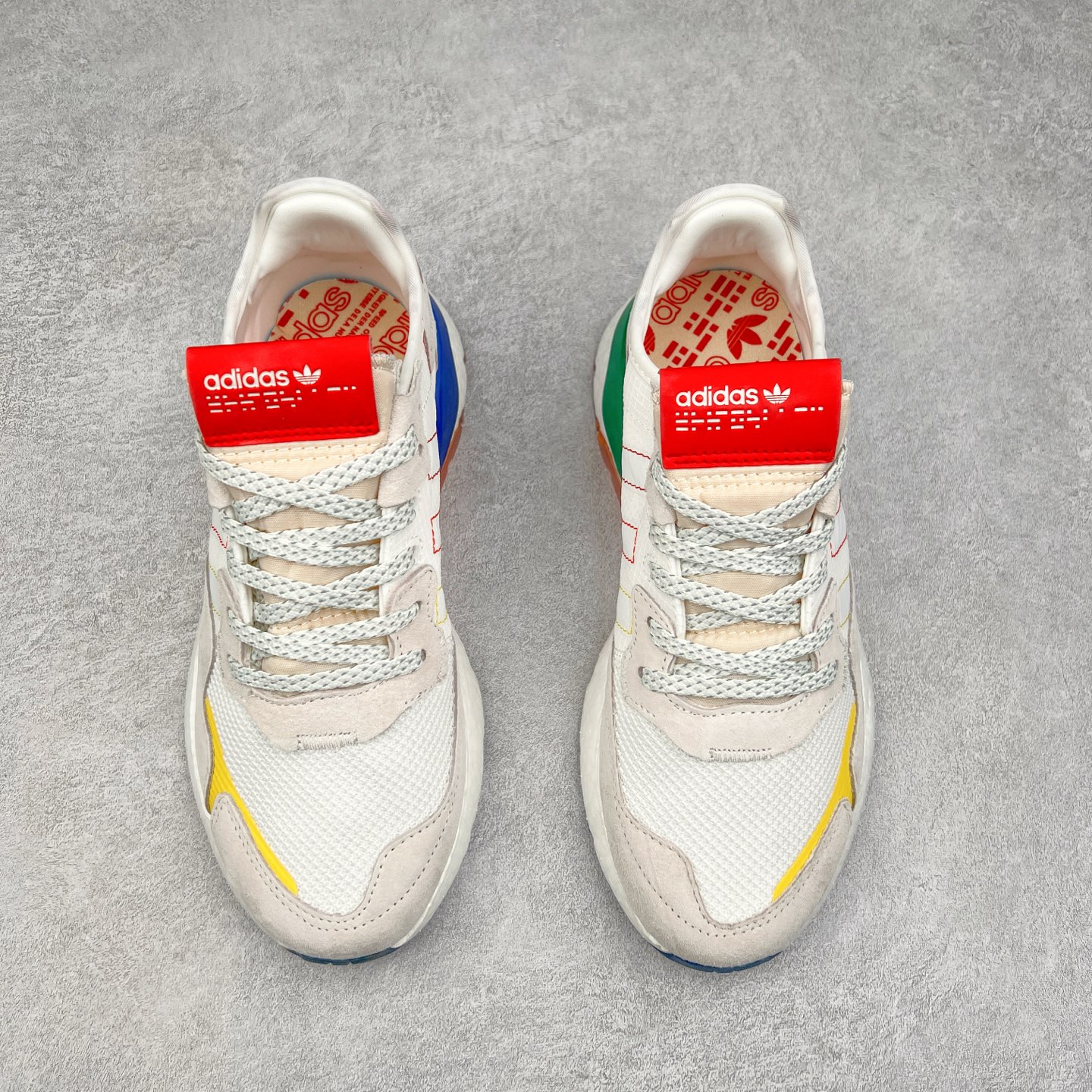 图片[2]-AD originals Nite Jogger Pride 夜行者减震耐磨低帮反光复古休闲百搭运动跑鞋 原厂材料 原厂大底 原装工艺 原鞋一致 记忆海绵 鞋眼使用原鞋一致电绣加针车工艺 后跟全部一致采用原鞋工艺 四针六线进口机 区别市面三针五线 头层皮打造 原厂流水标 3D喷漆 瞄漆 私家独模 网布搭配麂皮拼接打造鞋面 极具复古风格鞋头及鞋跟点缀3M反光设计 极为亮眼中底采用全掌Boost科技 厚度相当可观 脚感极佳 尺码：36 36⅔ 37⅓ 38 38⅔ 39⅓ 40 40⅔ 41⅓ 42 42⅔ 43⅓ 44 44⅔ 45-选品中心