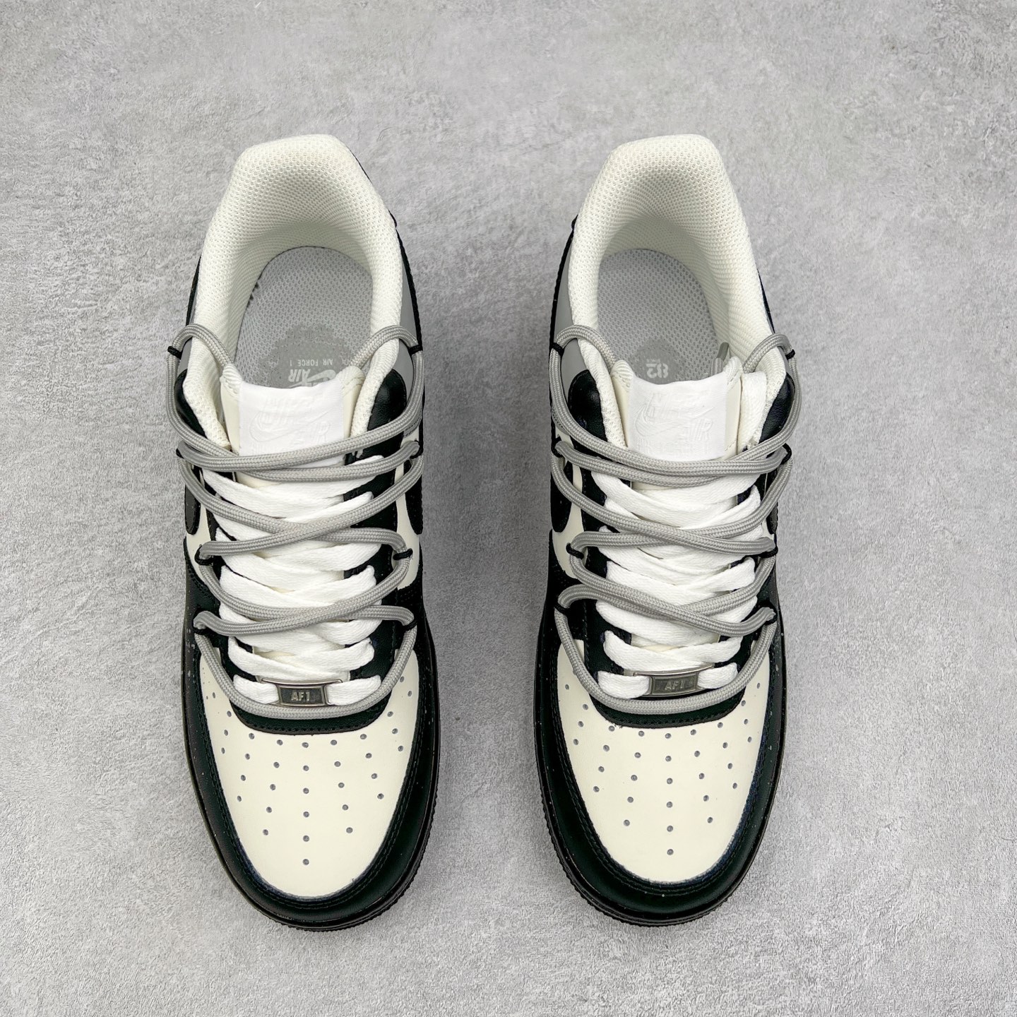 图片[2]-NK Air Force 1´07 Low 空军一号低帮百搭休闲运动板鞋 XV7981-476 柔软、弹性十足的缓震性能和出色的中底设计 横跨复古与现代的外型结合 造就出风靡全球 三十多年的Force 1 直到今天还深受青睐 实拍调校N版已经零色差零失真 百分百还原实物色彩所见即所得 不存在货不对板色差等低级问题 选购参考实物拍摄 不混卖不参货 只用心做好货严格选品 承诺混一赔十 尺码：36 36.5 37.5 38 38.5 39 40 40.5 41 42 42.5 43 44 44.5 45-选品中心