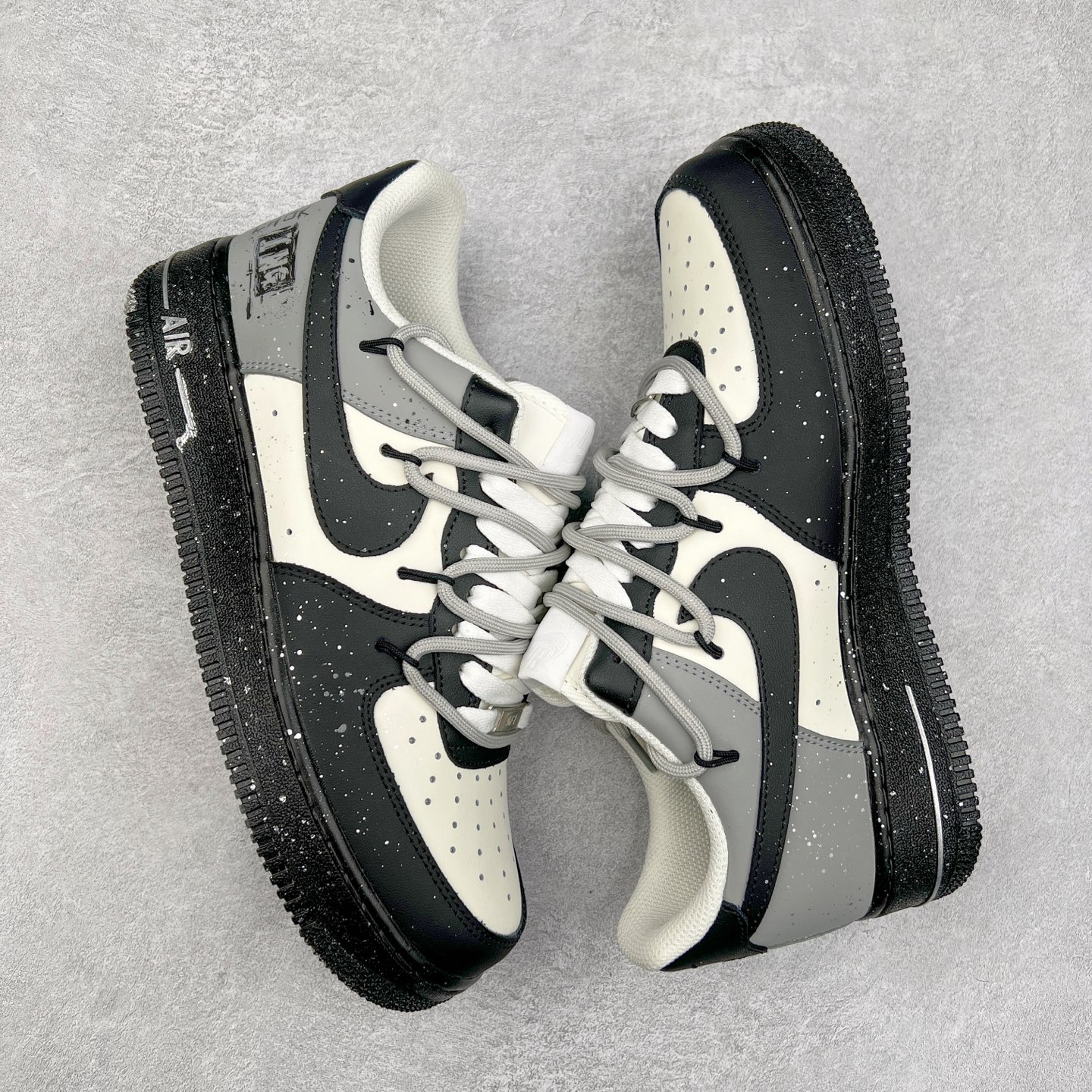 图片[3]-NK Air Force 1´07 Low 空军一号低帮百搭休闲运动板鞋 XV7981-476 柔软、弹性十足的缓震性能和出色的中底设计 横跨复古与现代的外型结合 造就出风靡全球 三十多年的Force 1 直到今天还深受青睐 实拍调校N版已经零色差零失真 百分百还原实物色彩所见即所得 不存在货不对板色差等低级问题 选购参考实物拍摄 不混卖不参货 只用心做好货严格选品 承诺混一赔十 尺码：36 36.5 37.5 38 38.5 39 40 40.5 41 42 42.5 43 44 44.5 45-选品中心