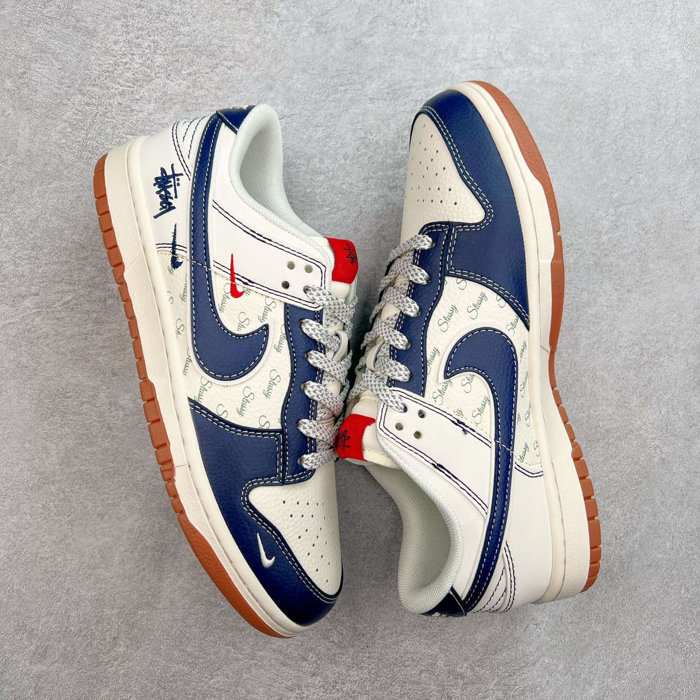 图片[3]-NK Dunk Low 定制配色 XS6089-529 大厂出品 极力推荐 原装头层材料 独家版型蒸餾加工帶來的是更好的视觉和脚感体验大厂纯原品质出货 清洁度 电绣工艺 皮料切割干净无任何毛边 细节完美 实拍调校N版已经零色差零失真 百分百还原实物色彩所见即所得 不存在货不对板色差等低级问题 选购参考实物拍摄 不混卖不参货 只用心做好货严格选品 承诺混一赔十 尺码：36 36.5 37.5 38 38.5 39 40 40.5 41 42 42.5 43 44 44.5 45-选品中心