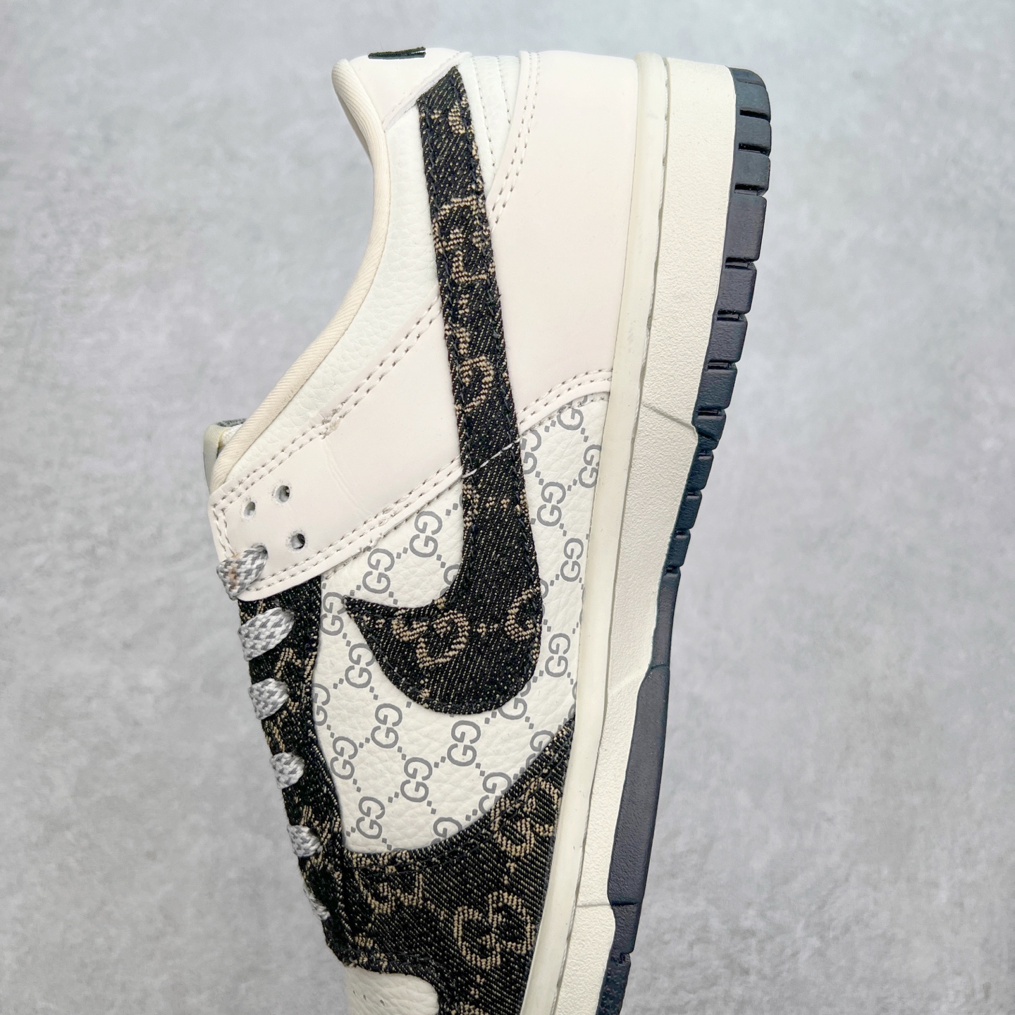 图片[7]-NK Dunk Low 定制配色 CH8311-286 大厂出品 极力推荐 原装头层材料 独家版型蒸餾加工帶來的是更好的视觉和脚感体验大厂纯原品质出货 清洁度 电绣工艺 皮料切割干净无任何毛边 细节完美 实拍调校N版已经零色差零失真 百分百还原实物色彩所见即所得 不存在货不对板色差等低级问题 选购参考实物拍摄 不混卖不参货 只用心做好货严格选品 承诺混一赔十 尺码：36 36.5 37.5 38 38.5 39 40 40.5 41 42 42.5 43 44 44.5 45-选品中心