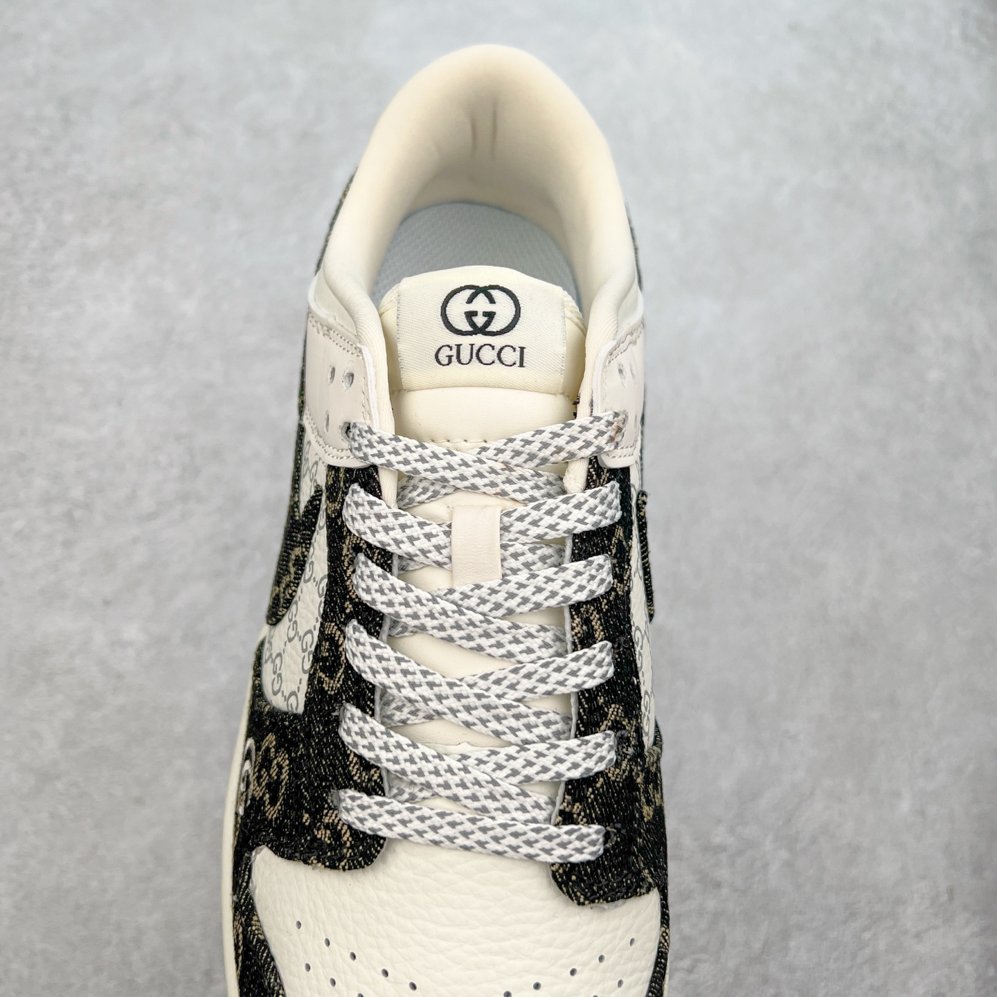 图片[5]-NK Dunk Low 定制配色 CH8311-286 大厂出品 极力推荐 原装头层材料 独家版型蒸餾加工帶來的是更好的视觉和脚感体验大厂纯原品质出货 清洁度 电绣工艺 皮料切割干净无任何毛边 细节完美 实拍调校N版已经零色差零失真 百分百还原实物色彩所见即所得 不存在货不对板色差等低级问题 选购参考实物拍摄 不混卖不参货 只用心做好货严格选品 承诺混一赔十 尺码：36 36.5 37.5 38 38.5 39 40 40.5 41 42 42.5 43 44 44.5 45-选品中心