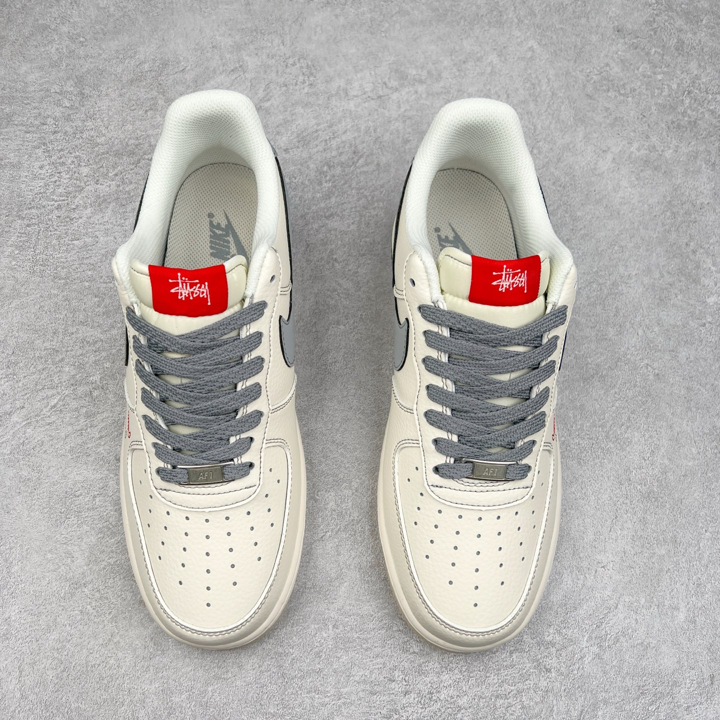 图片[2]-NK Air Force 1´07 Low 空军一号低帮百搭休闲运动板鞋 HH7518-041 柔软、弹性十足的缓震性能和出色的中底设计 横跨复古与现代的外型结合 造就出风靡全球 三十多年的Force 1 直到今天还深受青睐 实拍调校N版已经零色差零失真 百分百还原实物色彩所见即所得 不存在货不对板色差等低级问题 选购参考实物拍摄 不混卖不参货 只用心做好货严格选品 承诺混一赔十 尺码：36 36.5 37.5 38 38.5 39 40 40.5 41 42 42.5 43 44 44.5 45-选品中心