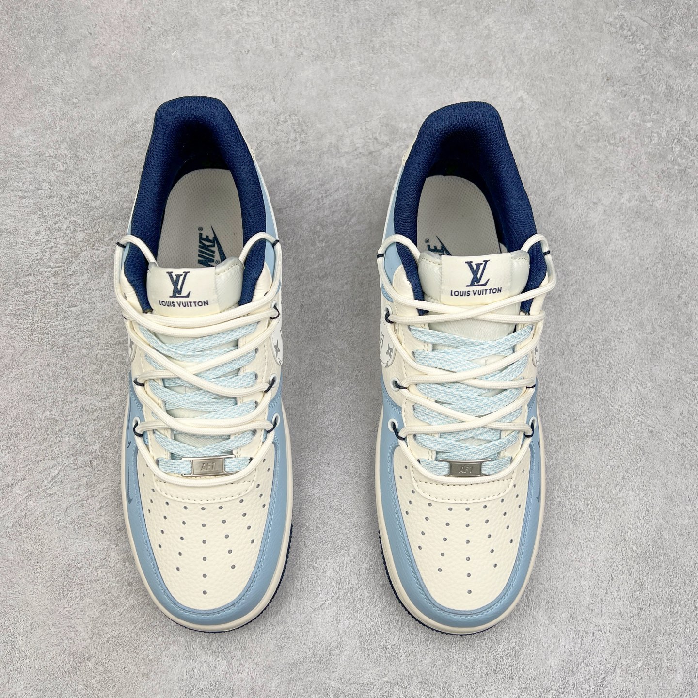 图片[2]-NK Air Force 1´07 Low 空军一号低帮百搭休闲运动板鞋 DM6868-058 柔软、弹性十足的缓震性能和出色的中底设计 横跨复古与现代的外型结合 造就出风靡全球 三十多年的Force 1 直到今天还深受青睐 实拍调校N版已经零色差零失真 百分百还原实物色彩所见即所得 不存在货不对板色差等低级问题 选购参考实物拍摄 不混卖不参货 只用心做好货严格选品 承诺混一赔十 尺码：36 36.5 37.5 38 38.5 39 40 40.5 41 42 42.5 43 44 44.5 45-选品中心