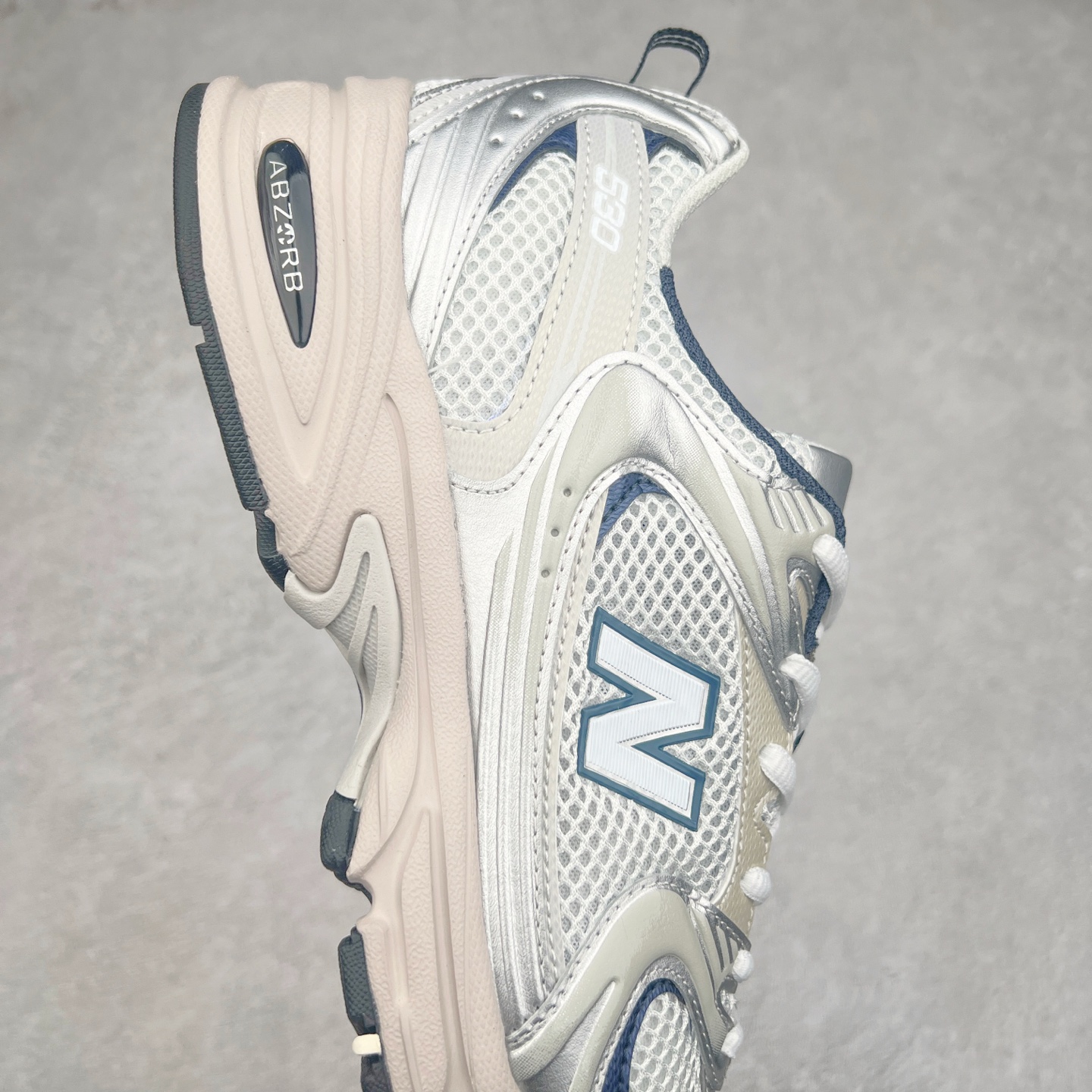 图片[6]-＃纯原 New Balance NB530 全套原楦原纸板原厂数据开发 原厂网纱 原装进口皮料正确卡色 正确中底拉帮中底网布细节 冲裁组合 匠心打造 耗时两个月开发完成 工艺极其复杂难度可想而知 新开独立私模大底 全网唯一正确做旧组合大底 高端零售专供产物 尺码：36 37 37.5 38 38.5 39.5 40 40.5 41.5 42 42.5 43 44 44.5-选品中心