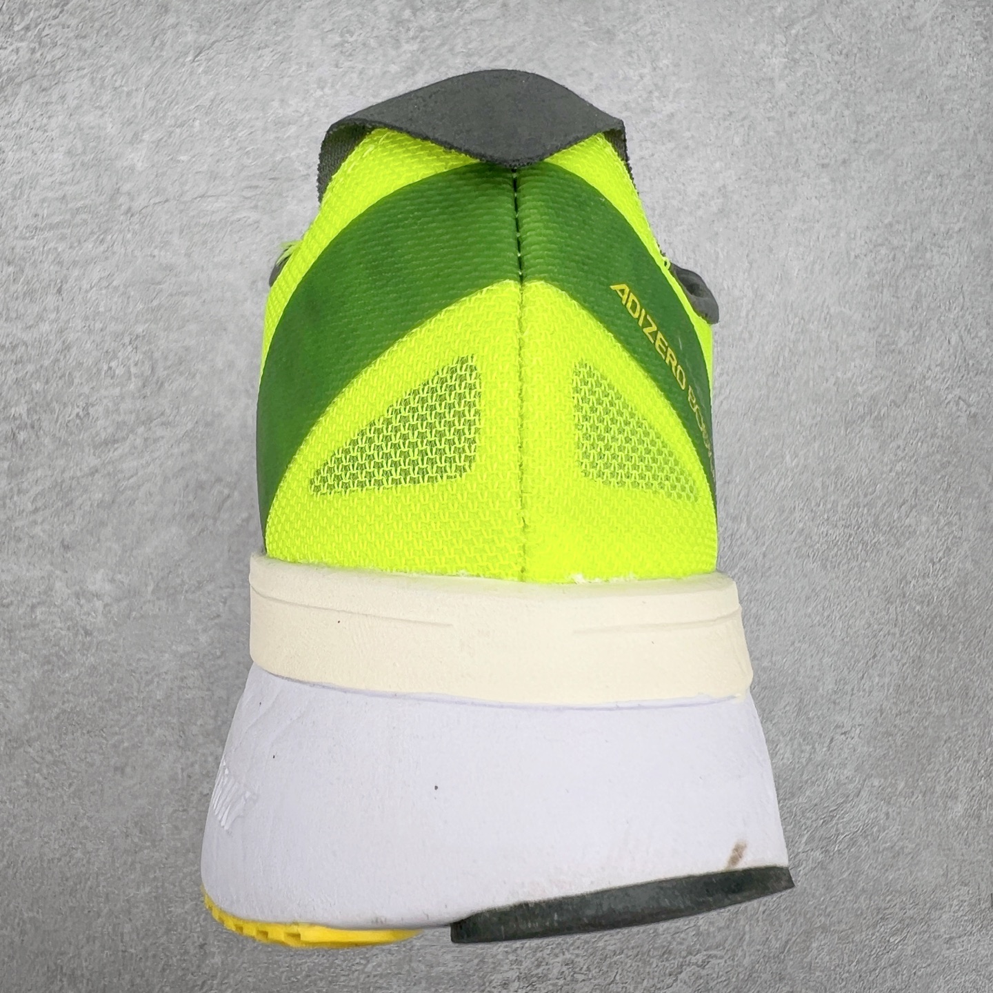 图片[8]-AD Adizero Boston 11 夏季透气网眼竞速跑鞋 GX6650 融合Lightstrike和Lightstrike Pro技术 采用乙烯/乙酸乙烯酯(EVA)材质 打造舒适中底 含ENERGYROD能量碳柱 旨在为步伐添活力 尺码：36 36.5 37 38 38.5 39 40 40.5 41 42 42.5 43 44 44.5 45-选品中心