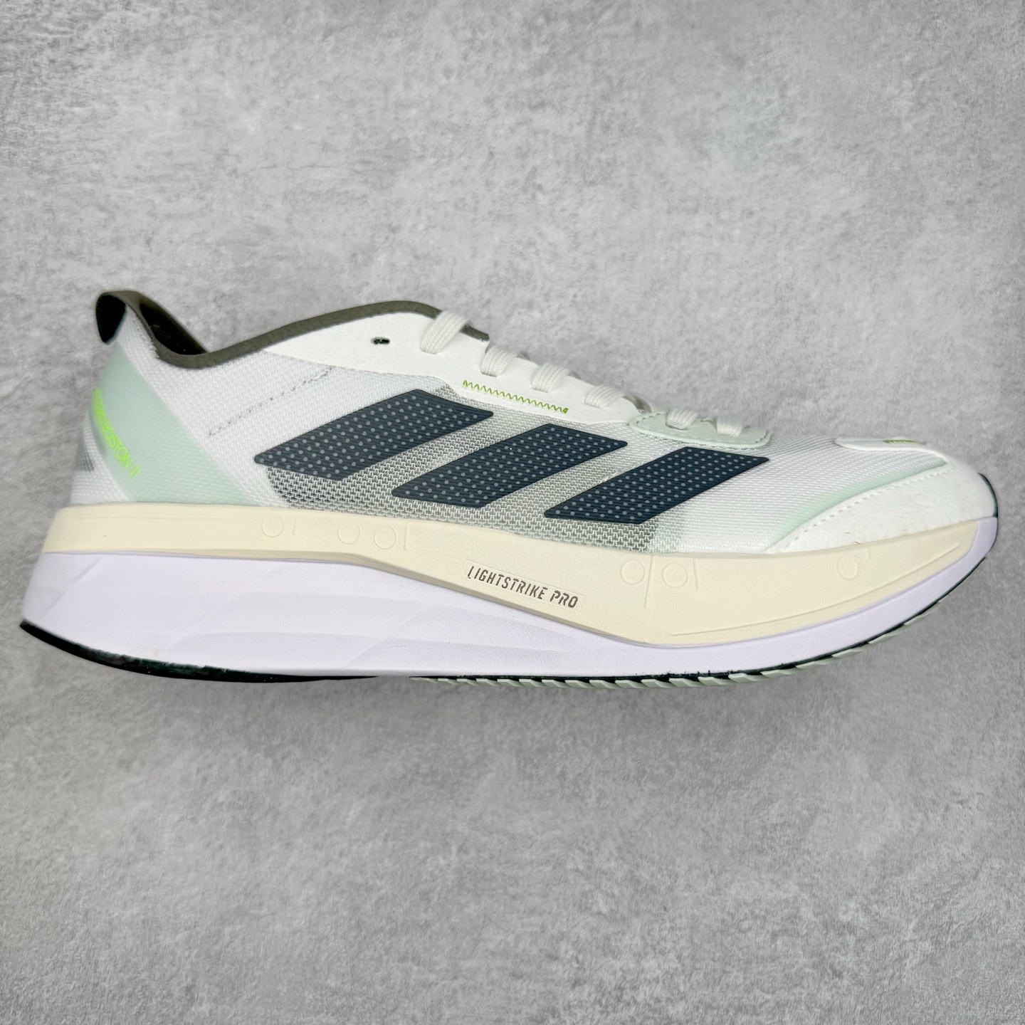 AD Adizero Boston 11 夏季透气网眼竞速跑鞋 GY8407 融合Lightstrike和Lightstrike Pro技术 采用乙烯/乙酸乙烯酯(EVA)材质 打造舒适中底 含ENERGYROD能量碳柱 旨在为步伐添活力 尺码:36 36.5 37 38 38.5 39 40 40.5 41 42 42.5 43 44 44.5 45-选品中心