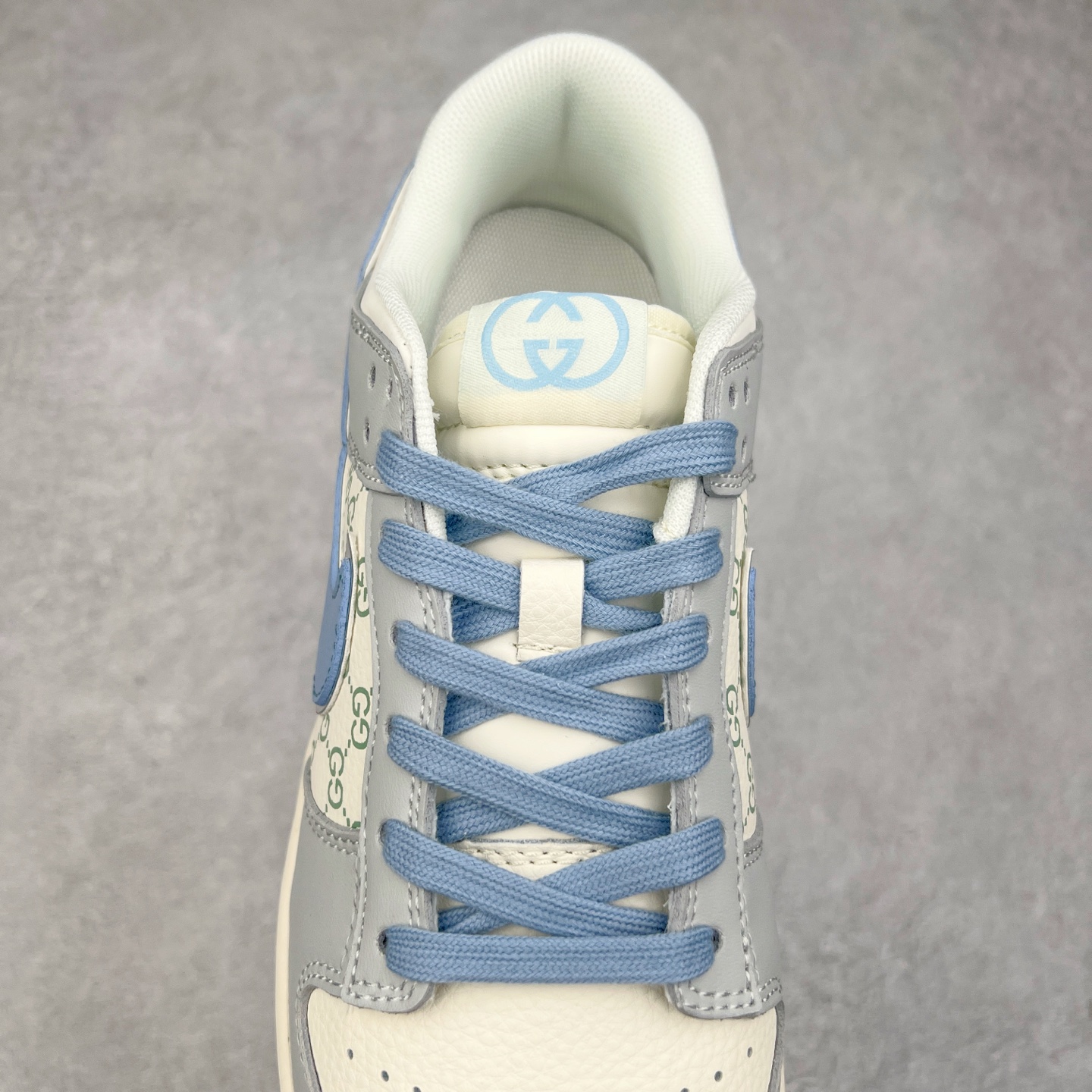 图片[5]-NK Dunk Low 定制配色 JJ2508-556 大厂出品 极力推荐 原装头层材料 独家版型蒸餾加工帶來的是更好的视觉和脚感体验大厂纯原品质出货 清洁度 电绣工艺 皮料切割干净无任何毛边 细节完美 实拍调校N版已经零色差零失真 百分百还原实物色彩所见即所得 不存在货不对板色差等低级问题 选购参考实物拍摄 不混卖不参货 只用心做好货严格选品 承诺混一赔十 尺码：36 36.5 37.5 38 38.5 39 40 40.5 41 42 42.5 43 44 44.5 45-选品中心