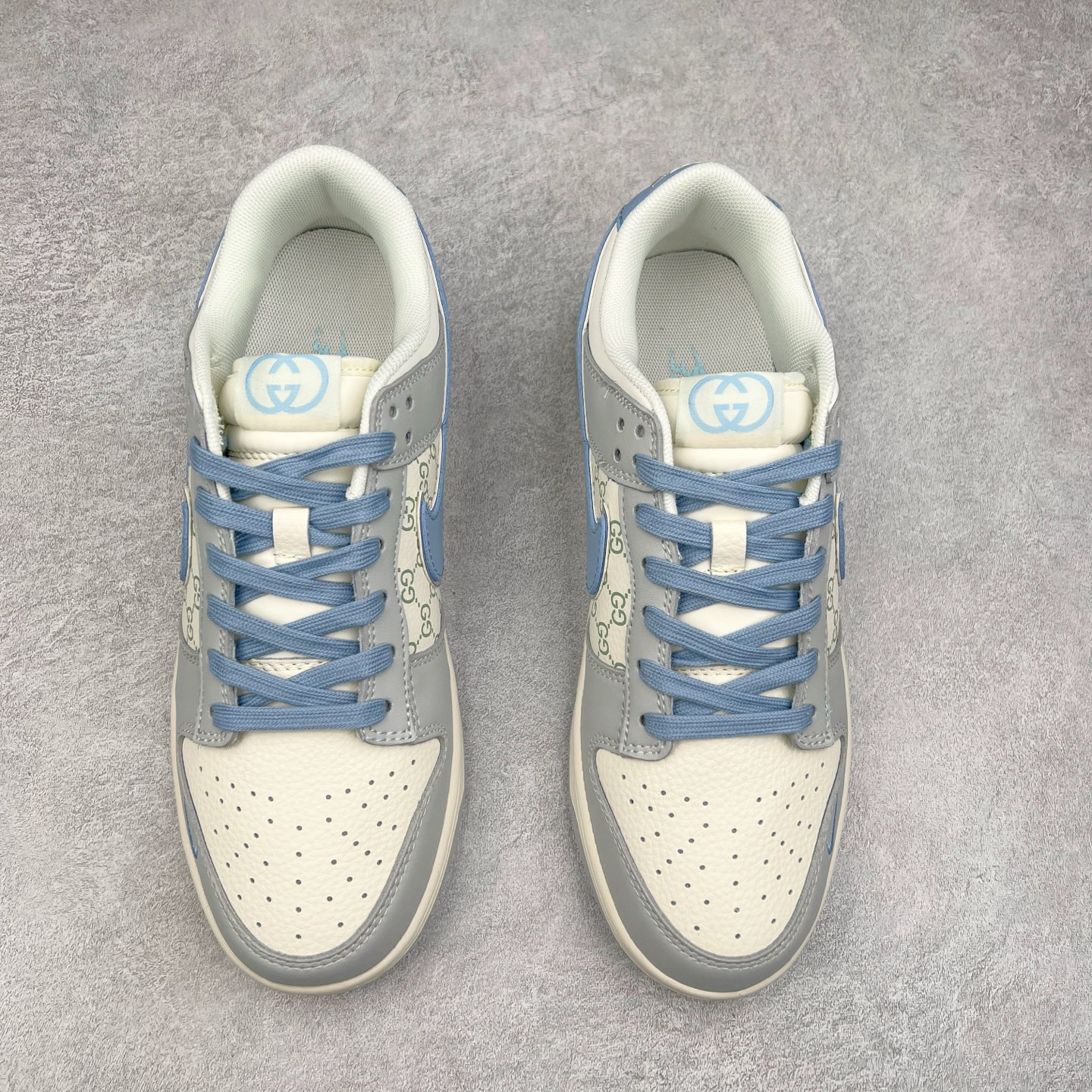 图片[2]-NK Dunk Low 定制配色 JJ2508-556 大厂出品 极力推荐 原装头层材料 独家版型蒸餾加工帶來的是更好的视觉和脚感体验大厂纯原品质出货 清洁度 电绣工艺 皮料切割干净无任何毛边 细节完美 实拍调校N版已经零色差零失真 百分百还原实物色彩所见即所得 不存在货不对板色差等低级问题 选购参考实物拍摄 不混卖不参货 只用心做好货严格选品 承诺混一赔十 尺码：36 36.5 37.5 38 38.5 39 40 40.5 41 42 42.5 43 44 44.5 45-选品中心