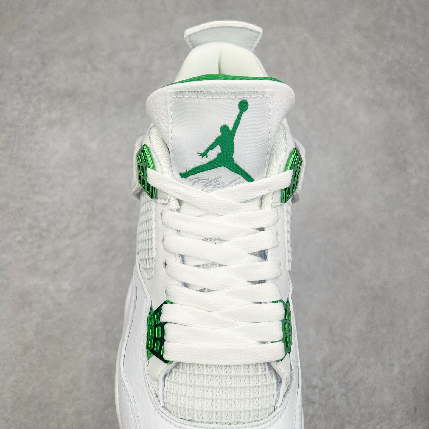 图片[5]-＃头层特价福利 Air Jordan AJ4 Retro 系列 头层皮料加持 大厂出品 原纸板楦头开发 完美鞋型匹配公司货 正确TPU鞋舌锁扣 乳胶鞋垫 最新原厂底模 大底卡色咬花完美 鞋柜必备鞋款 终端现货供应 尺码：36 36.5 37.5 38 38.5 39 40 40.5 41 42 42.5 43 44 44.5 45 46 47.5-选品中心