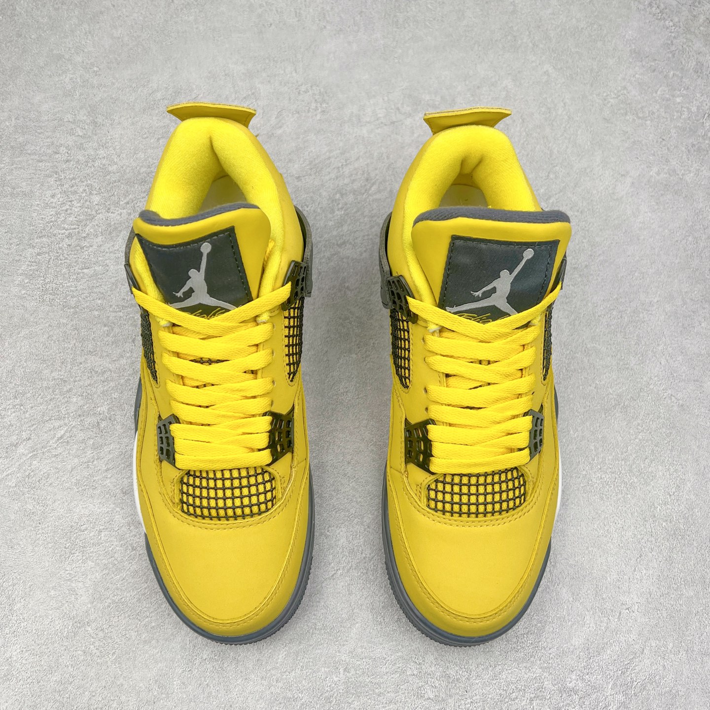 图片[2]-＃头层特价福利 Air Jordan AJ4 Retro 系列 头层皮料加持 大厂出品 原纸板楦头开发 完美鞋型匹配公司货 正确TPU鞋舌锁扣 乳胶鞋垫 最新原厂底模 大底卡色咬花完美 鞋柜必备鞋款 终端现货供应 尺码：36 36.5 37.5 38 38.5 39 40 40.5 41 42 42.5 43 44 44.5 45 46 47.5-选品中心