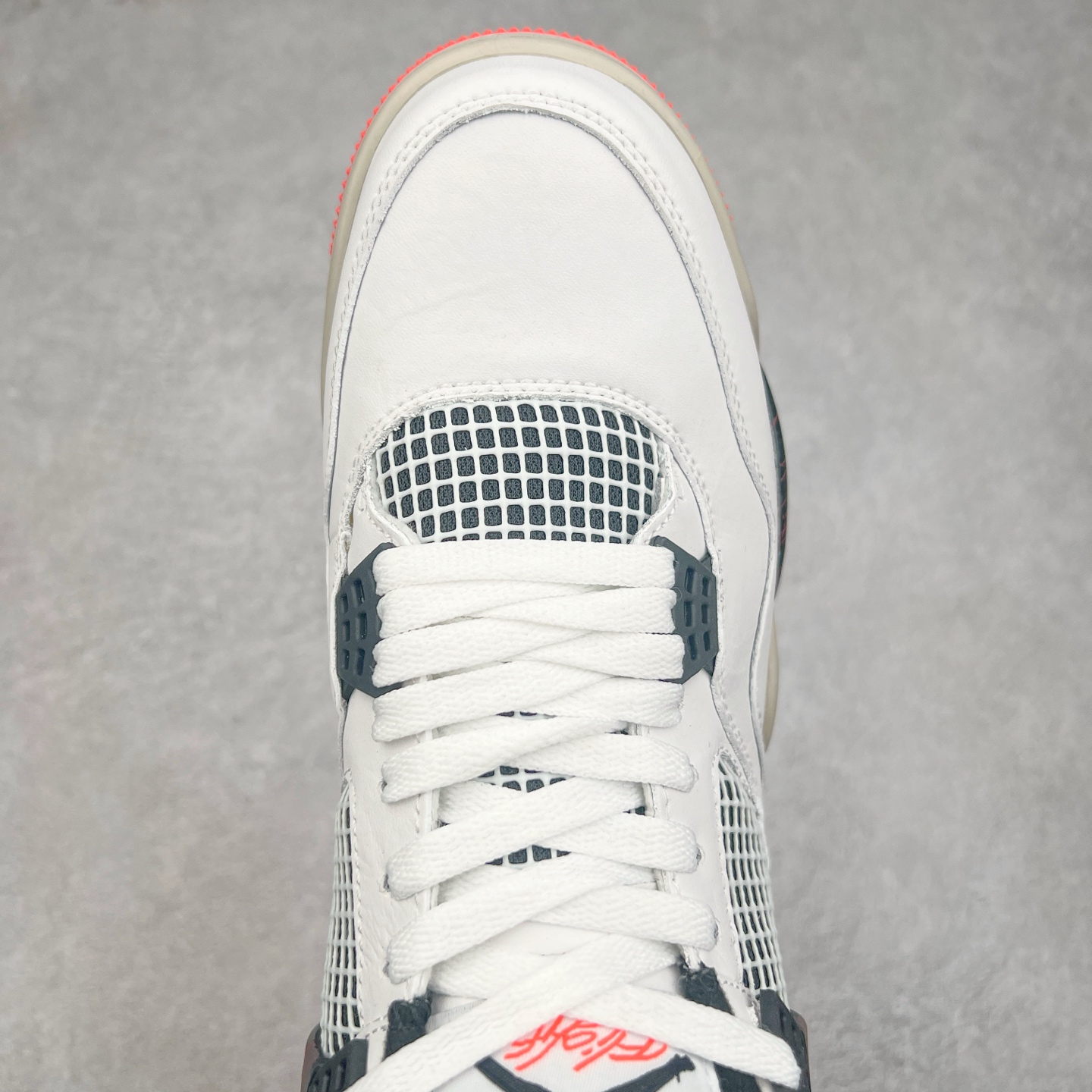 图片[4]-＃头层特价福利 Air Jordan AJ4 Retro 系列 头层皮料加持 大厂出品 原纸板楦头开发 完美鞋型匹配公司货 正确TPU鞋舌锁扣 乳胶鞋垫 最新原厂底模 大底卡色咬花完美 鞋柜必备鞋款 终端现货供应 尺码：36 36.5 37.5 38 38.5 39 40 40.5 41 42 42.5 43 44 44.5 45 46 47.5-选品中心