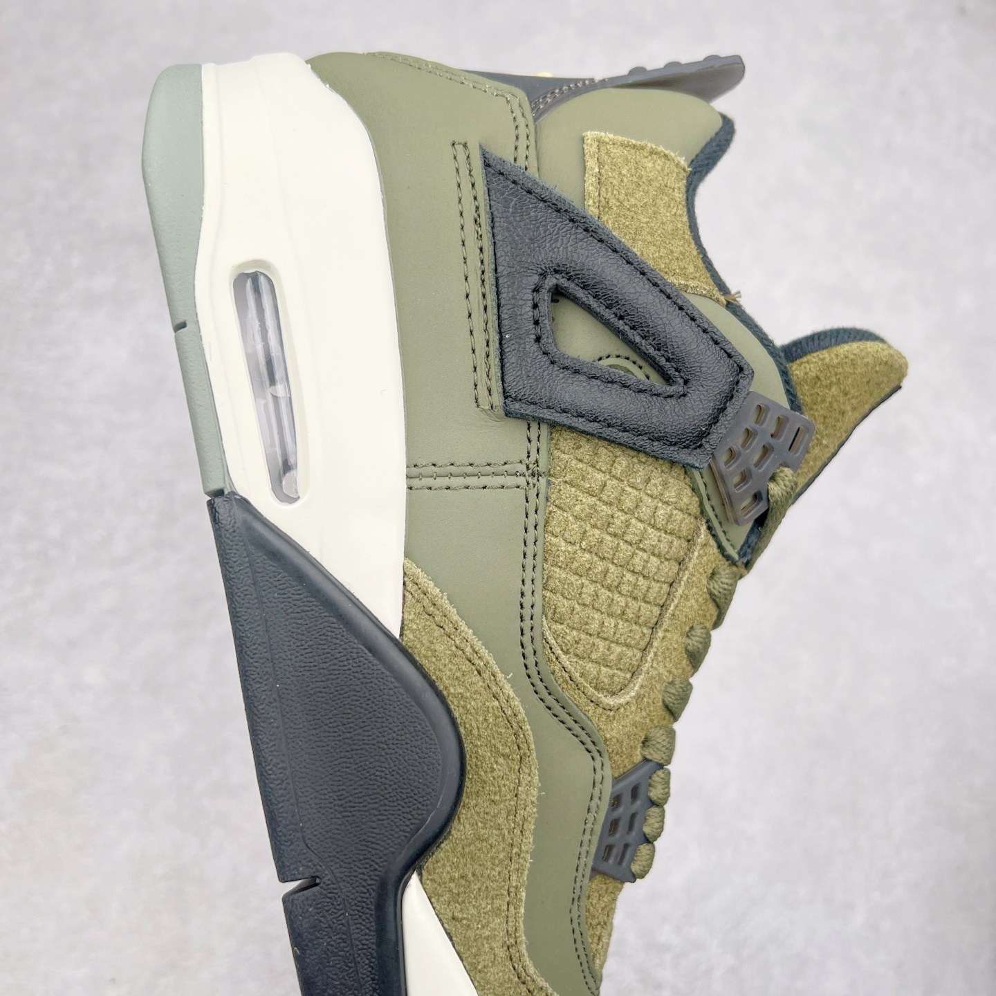 图片[6]-＃头层特价福利 Air Jordan AJ4 Retro 系列 头层皮料加持 大厂出品 原纸板楦头开发 完美鞋型匹配公司货 正确TPU鞋舌锁扣 乳胶鞋垫 最新原厂底模 大底卡色咬花完美 鞋柜必备鞋款 终端现货供应 尺码：36 36.5 37.5 38 38.5 39 40 40.5 41 42 42.5 43 44 44.5 45 46 47.5-选品中心