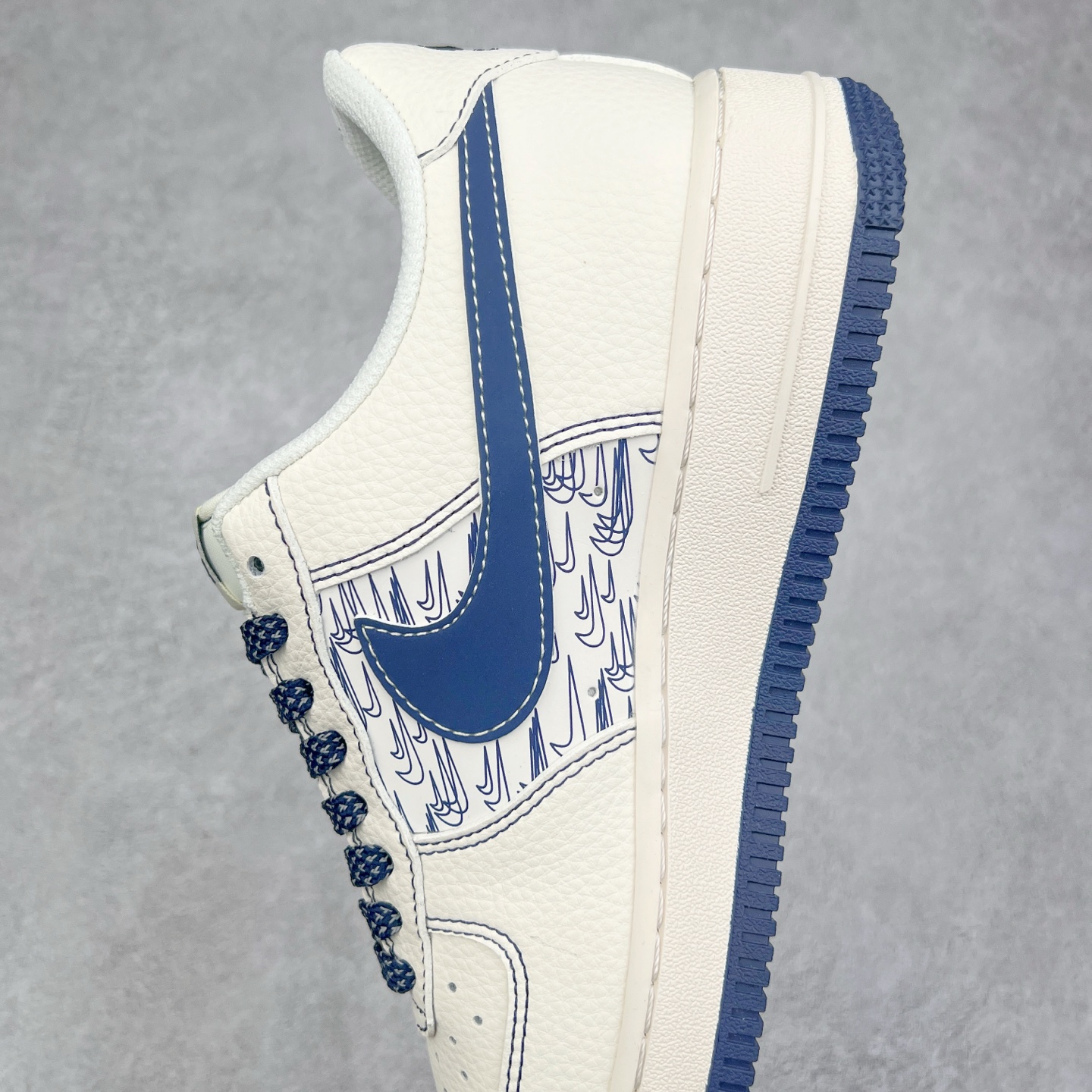 图片[7]-NK Air Force 1´07 Low 空军一号低帮百搭休闲运动板鞋 HH7518-069 柔软、弹性十足的缓震性能和出色的中底设计 横跨复古与现代的外型结合 造就出风靡全球 三十多年的Force 1 直到今天还深受青睐 实拍调校N版已经零色差零失真 百分百还原实物色彩所见即所得 不存在货不对板色差等低级问题 选购参考实物拍摄 不混卖不参货 只用心做好货严格选品 承诺混一赔十 尺码：36 36.5 37.5 38 38.5 39 40 40.5 41 42 42.5 43 44 44.5 45-选品中心