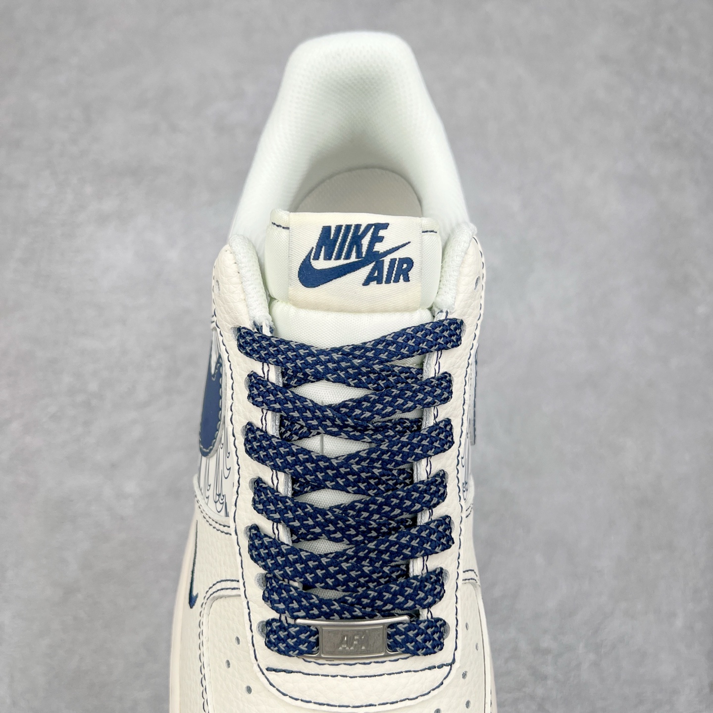 图片[5]-NK Air Force 1´07 Low 空军一号低帮百搭休闲运动板鞋 HH7518-069 柔软、弹性十足的缓震性能和出色的中底设计 横跨复古与现代的外型结合 造就出风靡全球 三十多年的Force 1 直到今天还深受青睐 实拍调校N版已经零色差零失真 百分百还原实物色彩所见即所得 不存在货不对板色差等低级问题 选购参考实物拍摄 不混卖不参货 只用心做好货严格选品 承诺混一赔十 尺码：36 36.5 37.5 38 38.5 39 40 40.5 41 42 42.5 43 44 44.5 45-选品中心