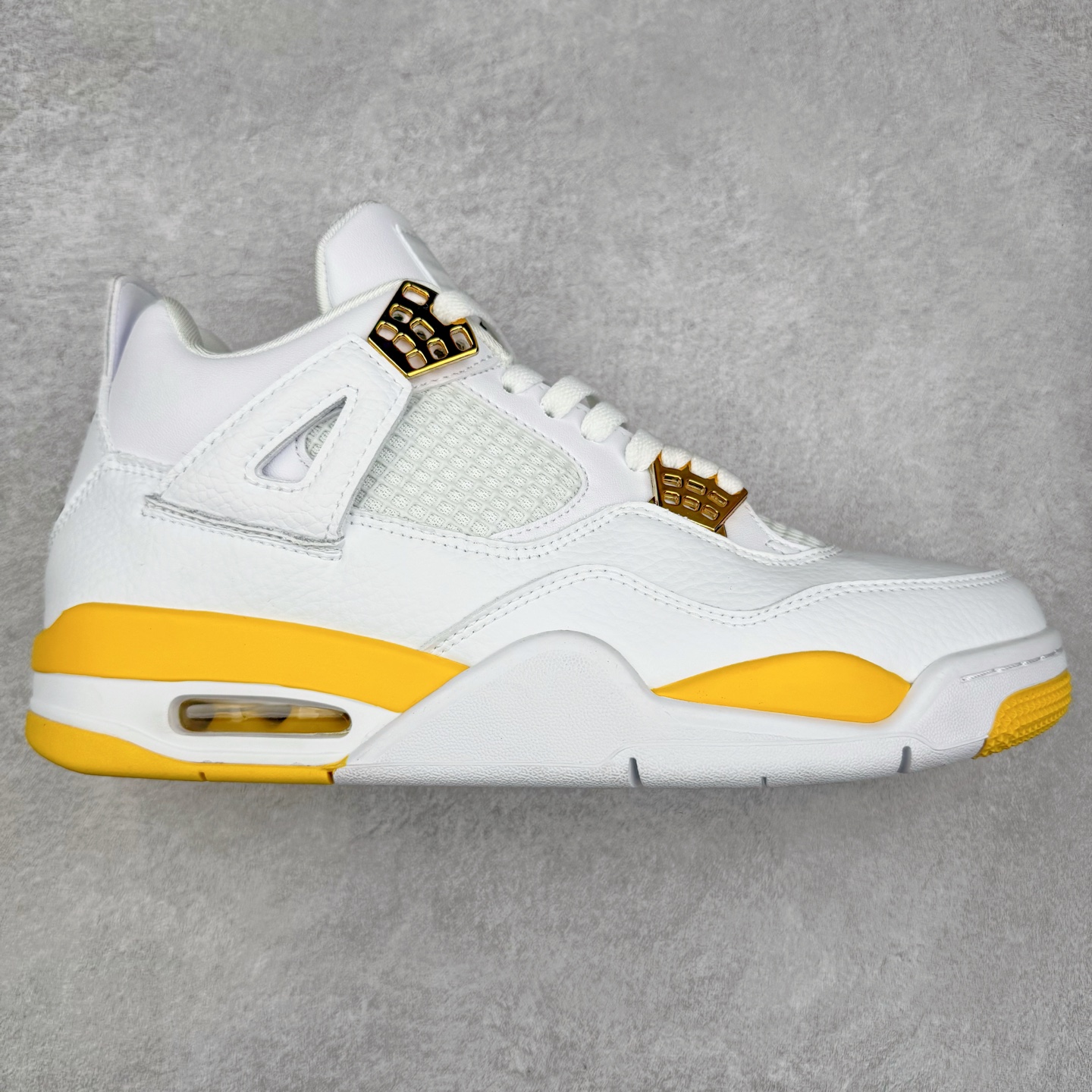 图片[2]-＃头层特价福利 Air Jordan AJ4 Retro 系列 头层皮料加持 大厂出品 原纸板楦头开发 完美鞋型匹配公司货 正确TPU鞋舌锁扣 乳胶鞋垫 最新原厂底模 大底卡色咬花完美 鞋柜必备鞋款 终端现货供应 尺码：36 36.5 37.5 38 38.5 39 40 40.5 41 42 42.5 43 44 44.5 45 46 47.5-选品中心